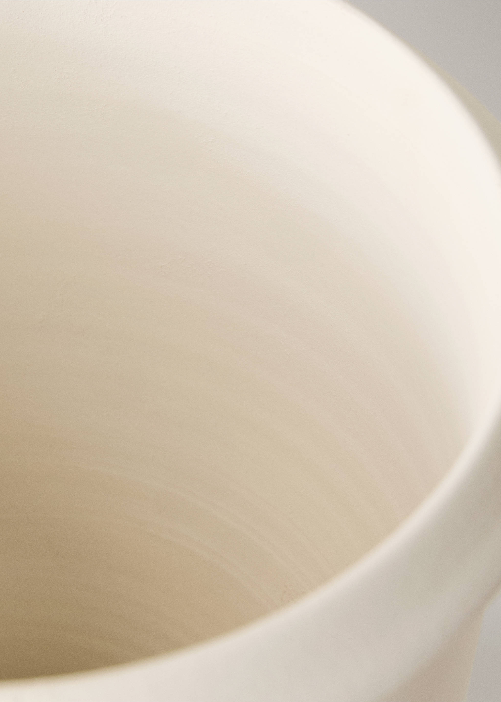 Small terracotta vase with handles - Details of the article 3, Off White. Ref: 17091580-00.