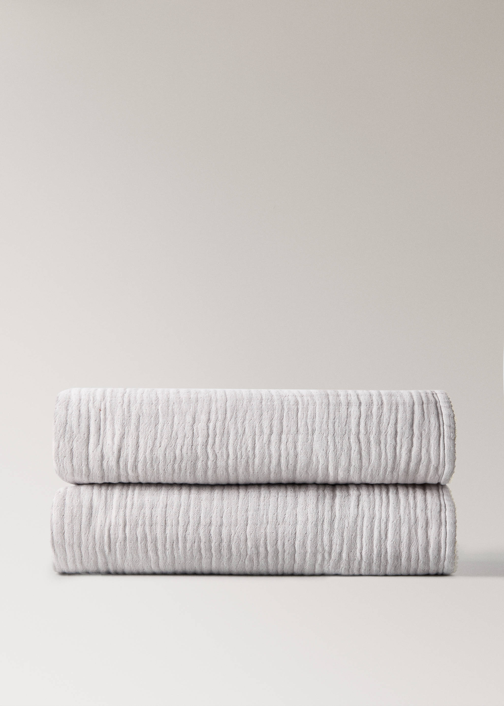 Children's blanket with contrasting finish - Article without model