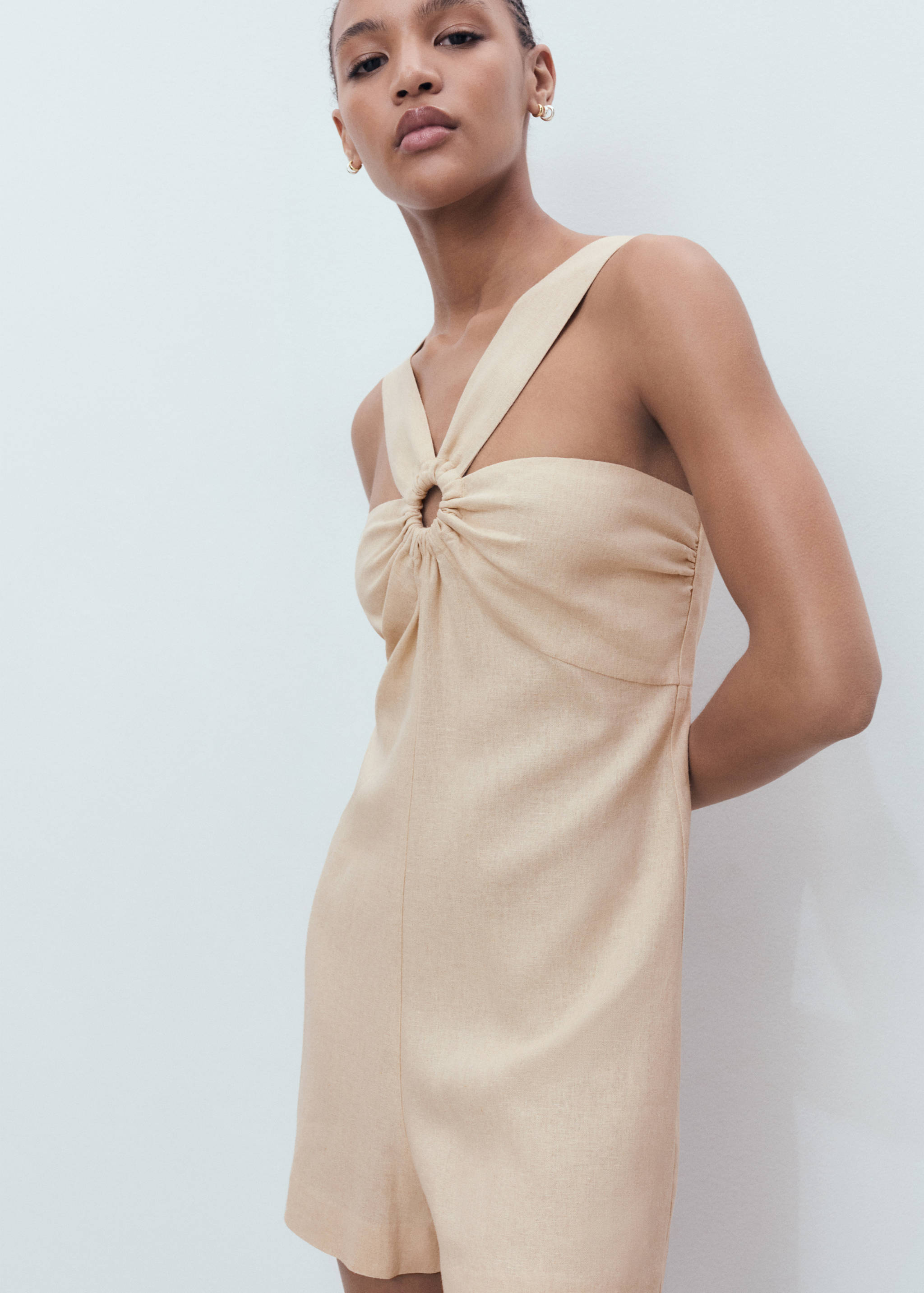 Linen jumpsuit with hoop detail - Medium plane