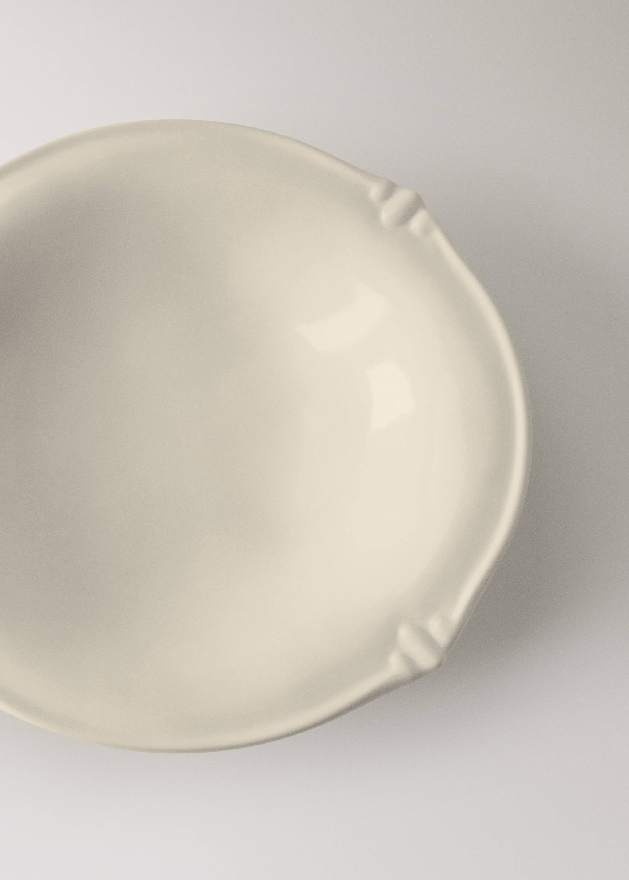 Oval stoneware soup plate - Details of the article 2