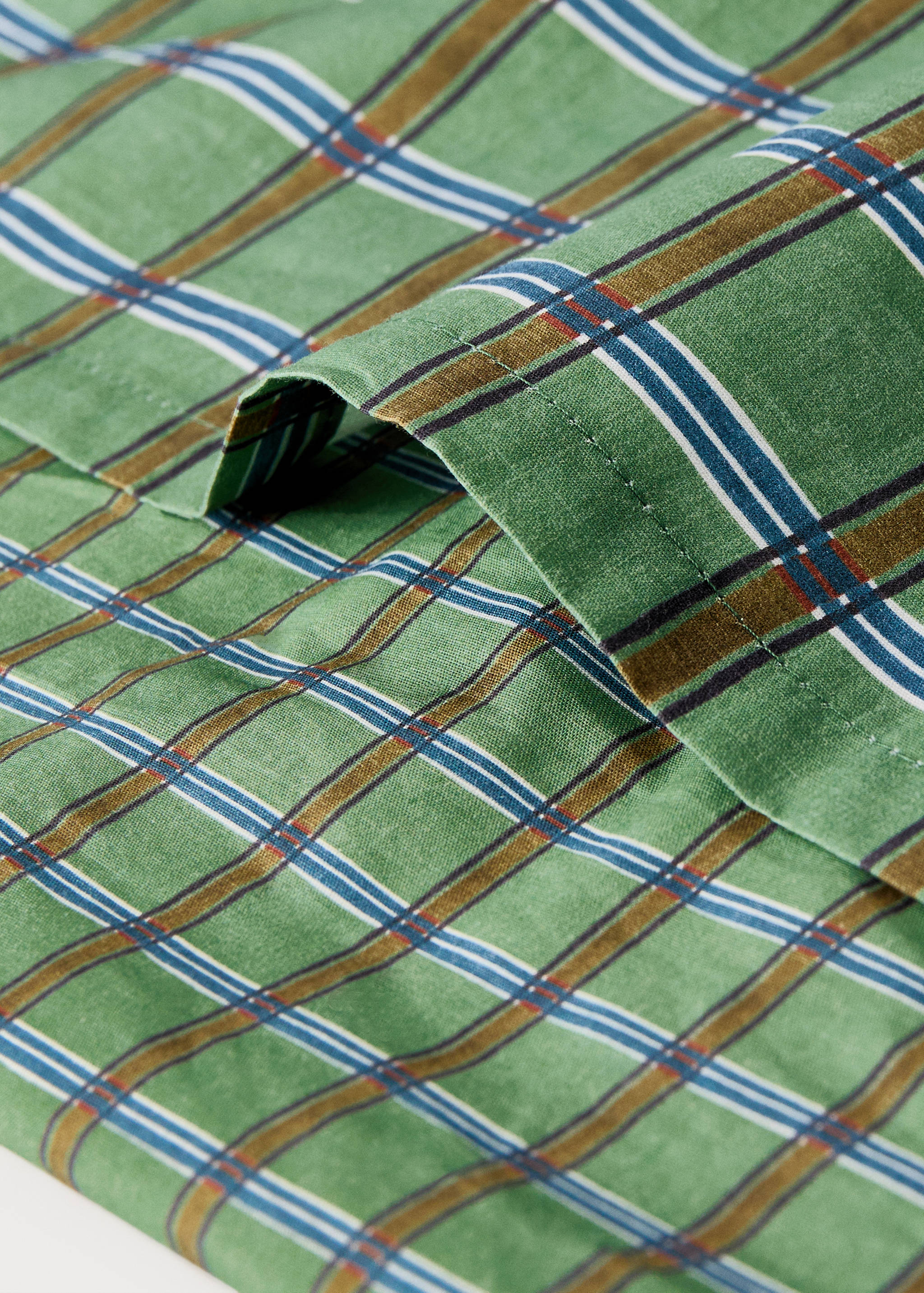 Reversible percale cotton check-print duvet cover for cot - Details of the article 1