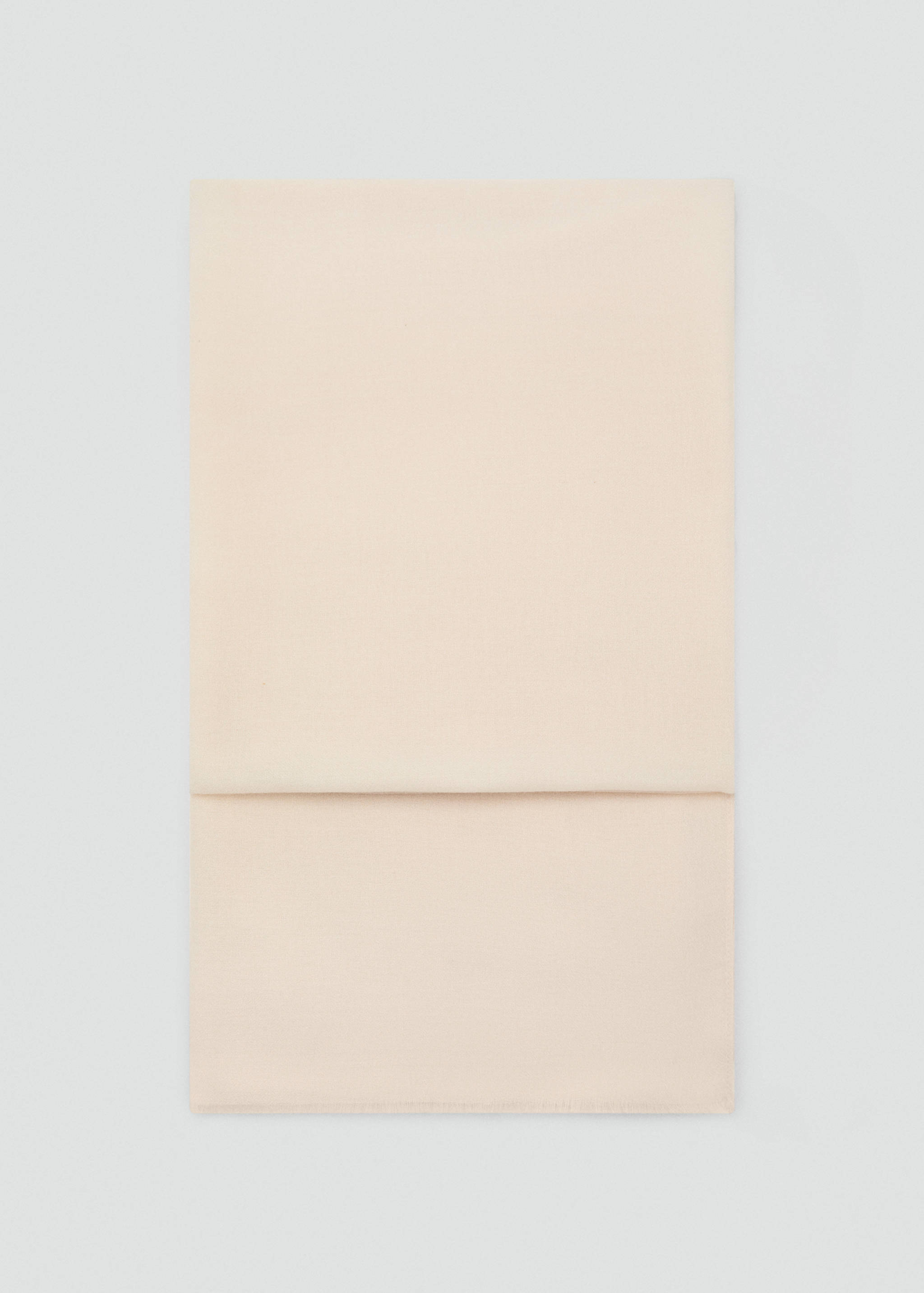 Шарф однотонный с необработанными краями - Изделие без модели