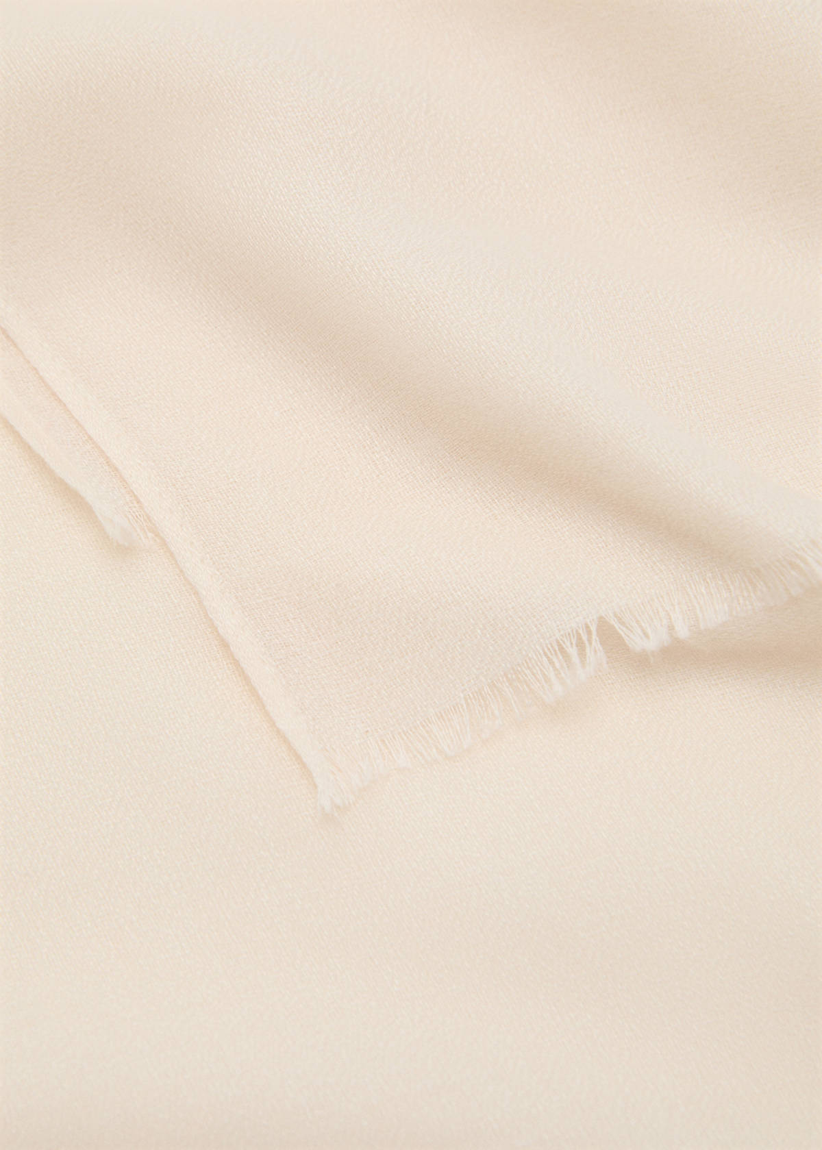 Plain shawl with frayed ends — Ecru