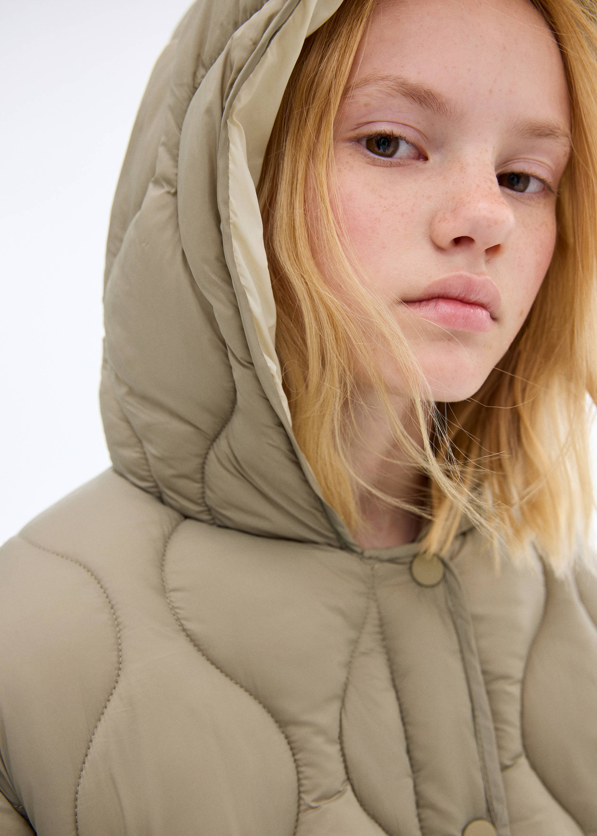 Hood puffer coat - Details of the article 1