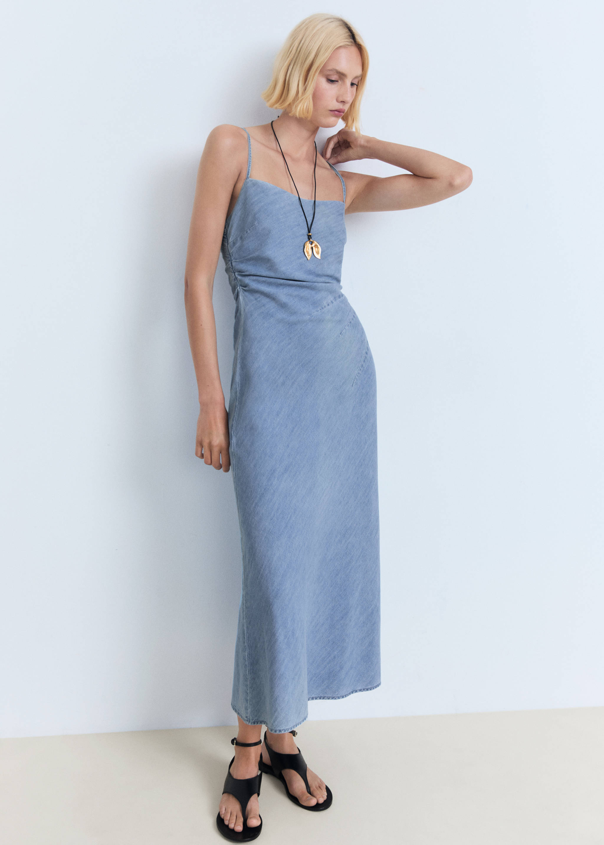 Draped denim dress - General plane