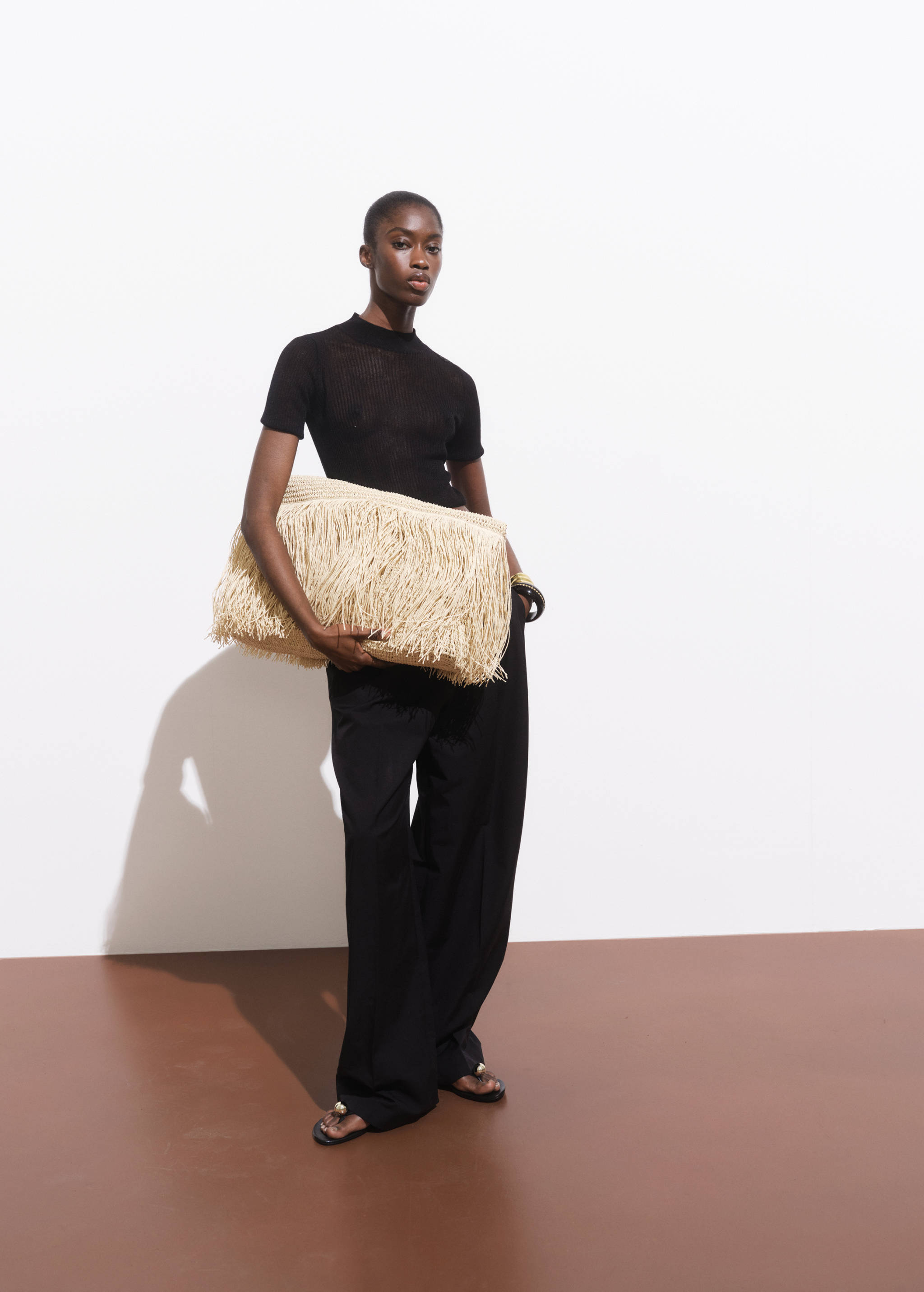 Natural fiber shopper bag with tassels - Details of the article 9