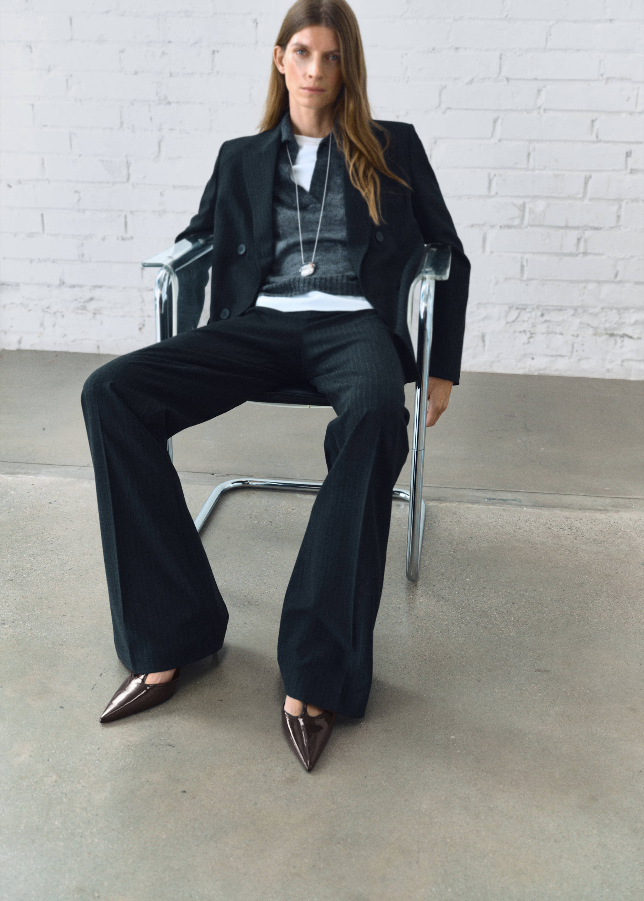 Kitten-Heel aus Lackleder - Detail des Artikels 9