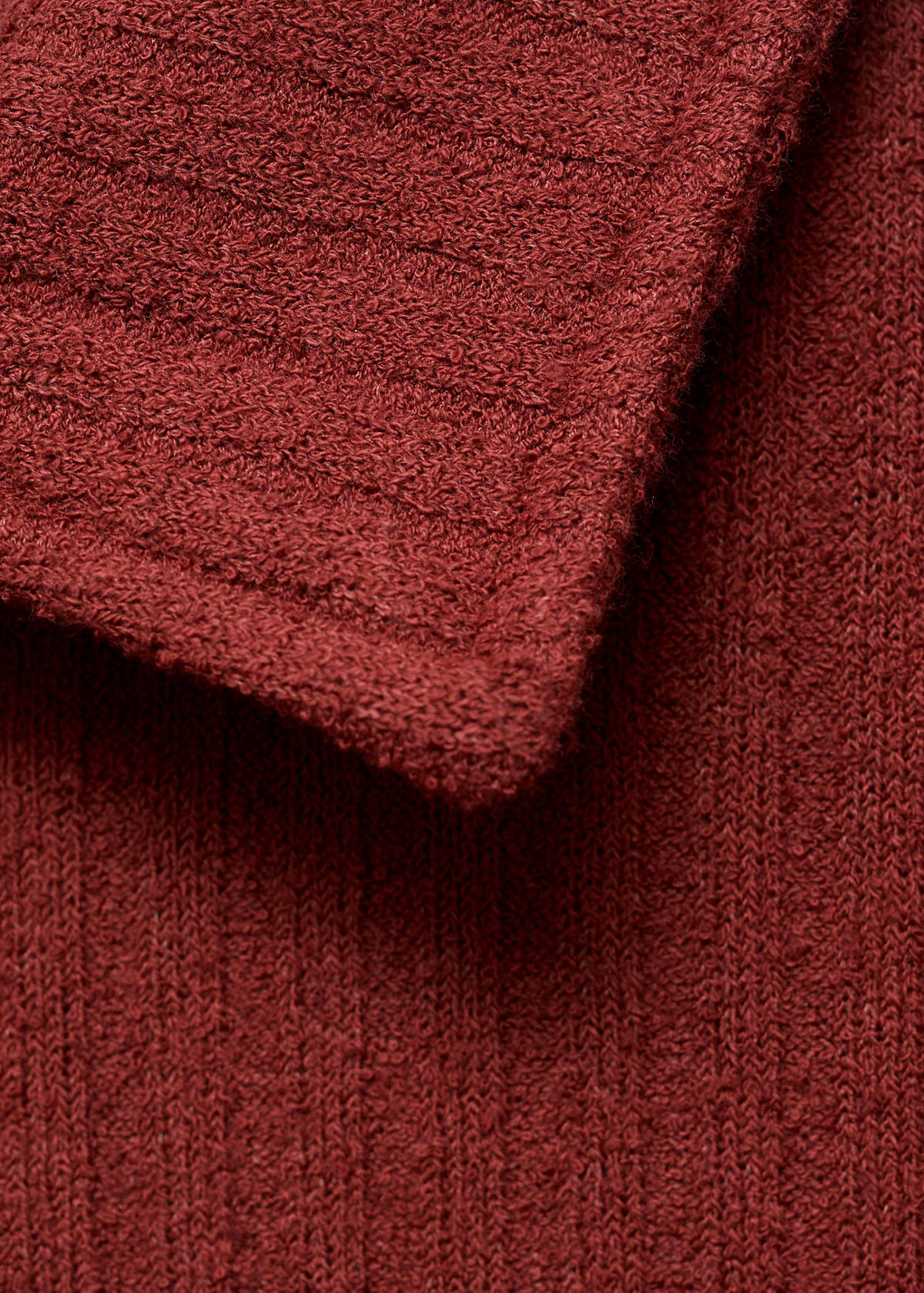 Textured knitted polo shirt — Cherry