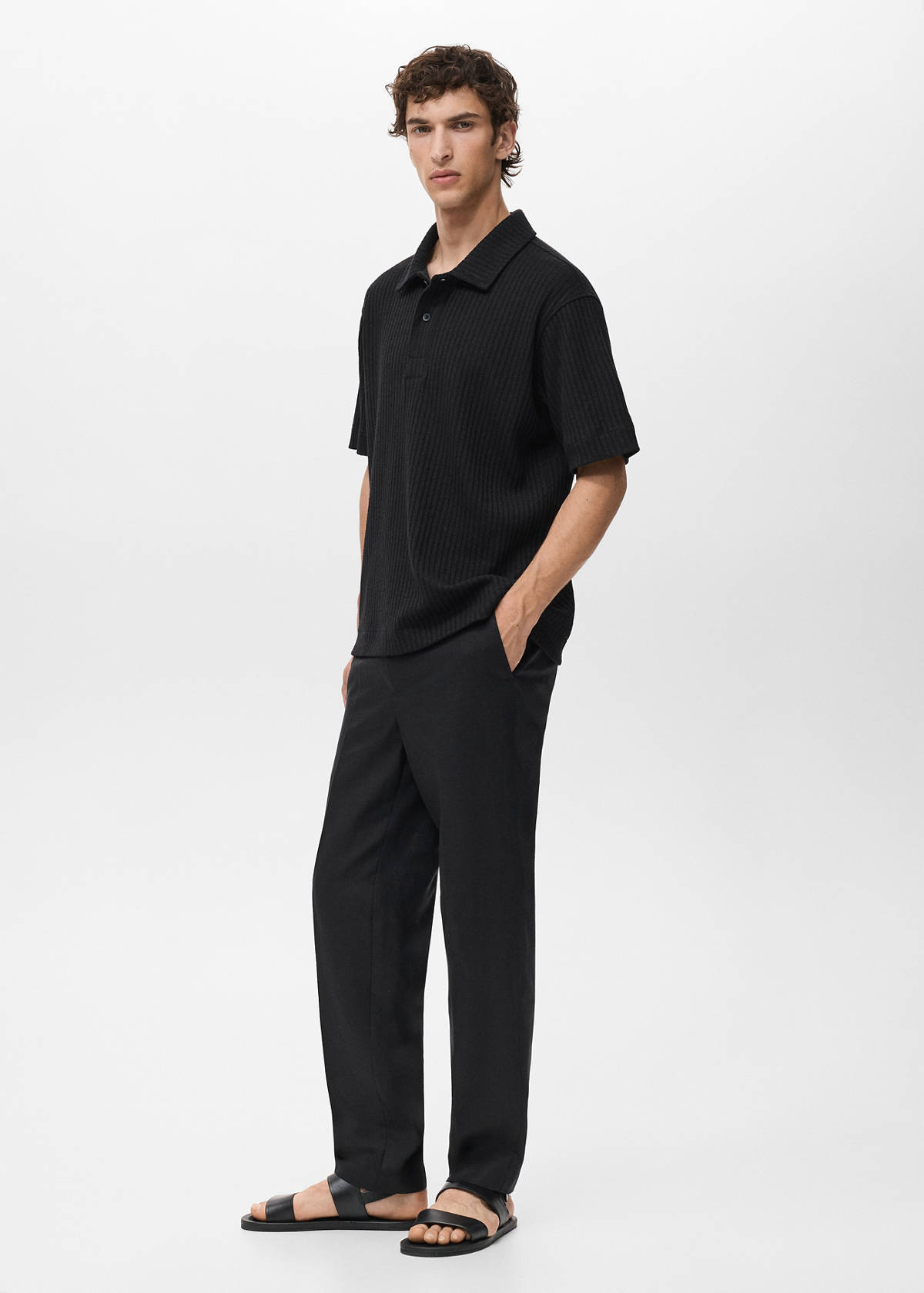Textured knitted polo shirt — Black