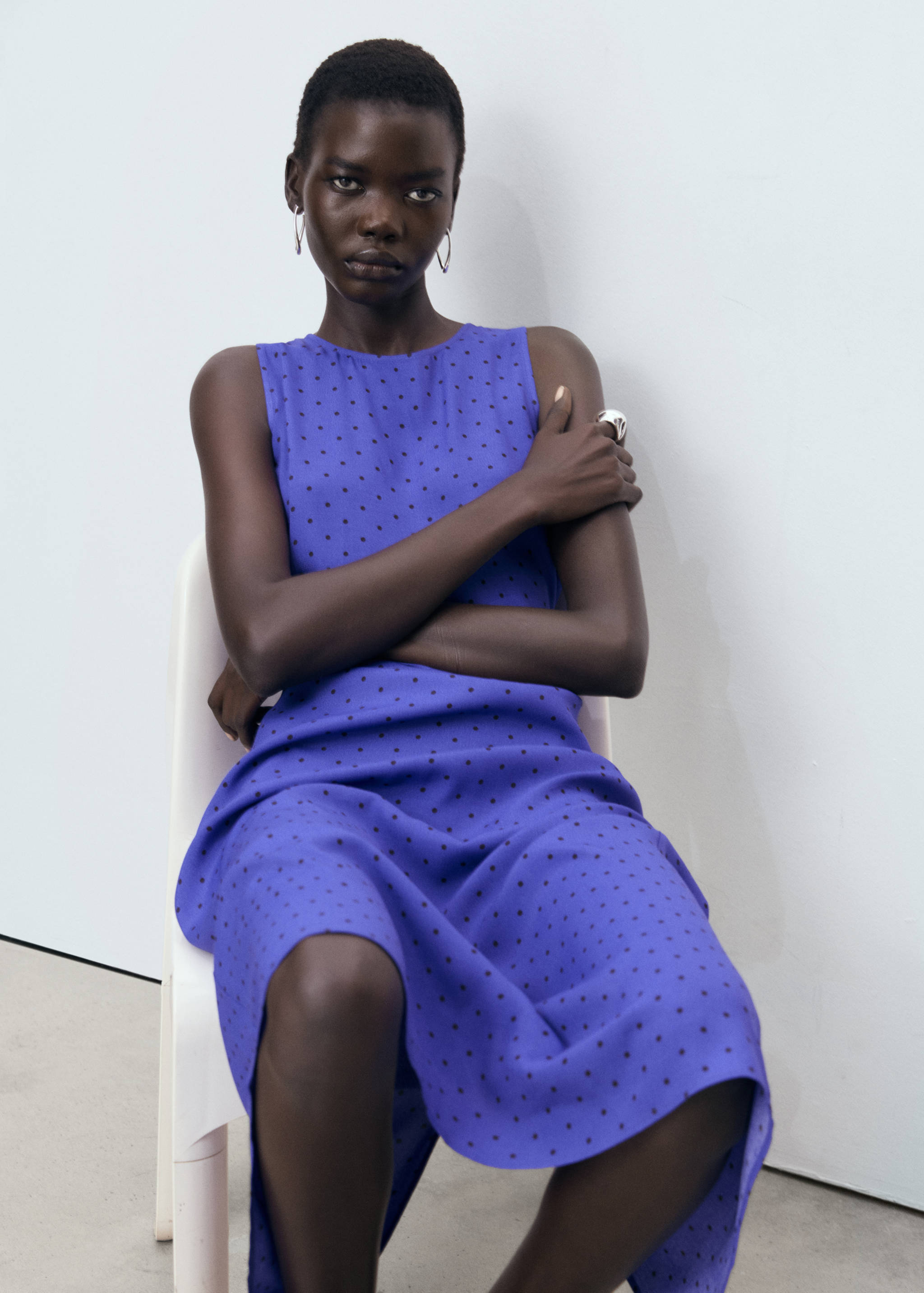 Vestido às bolas com laço - Pormenor do artigo 2