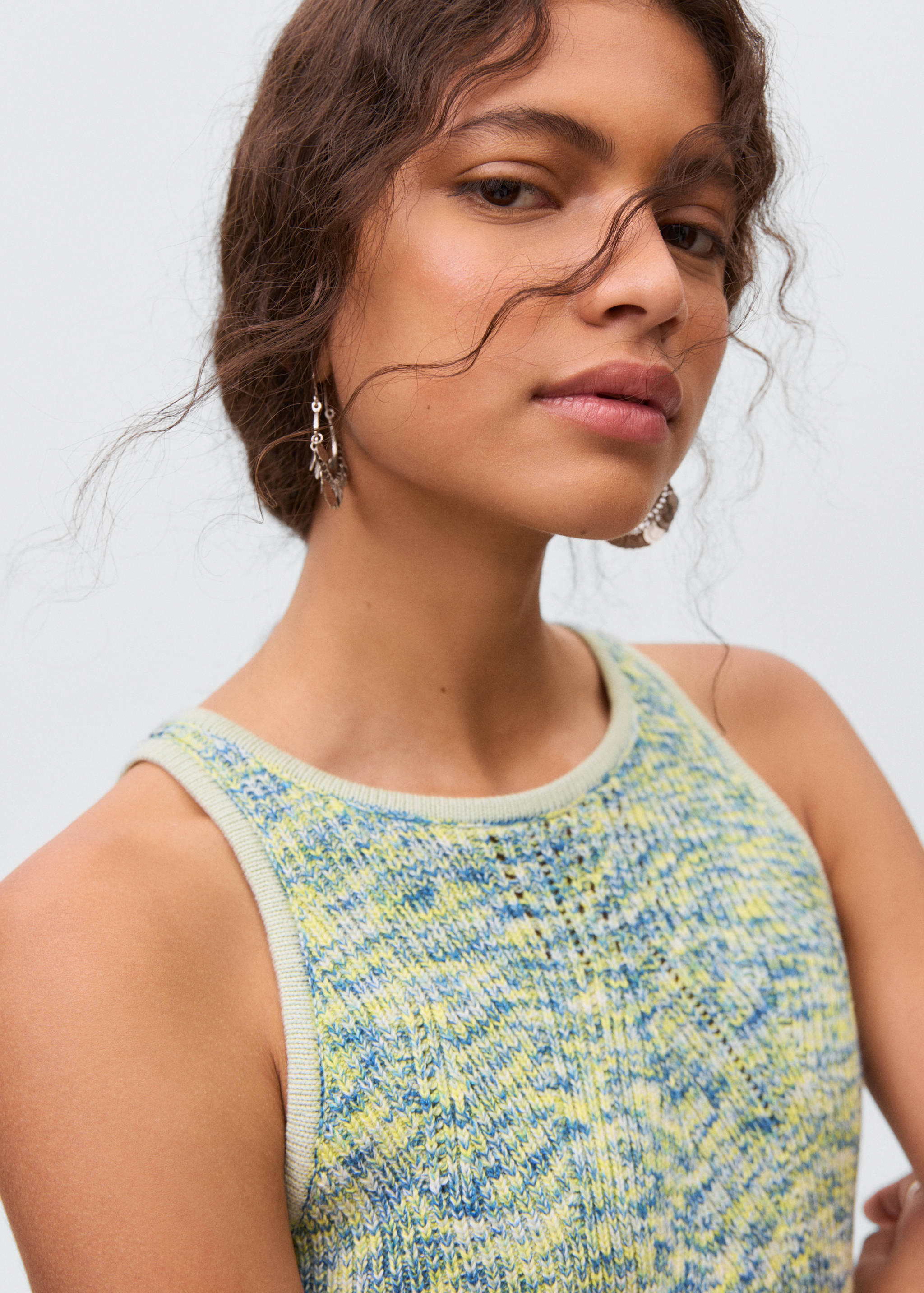 Разноцветный топ из трикотажа - Деталь изделия 1