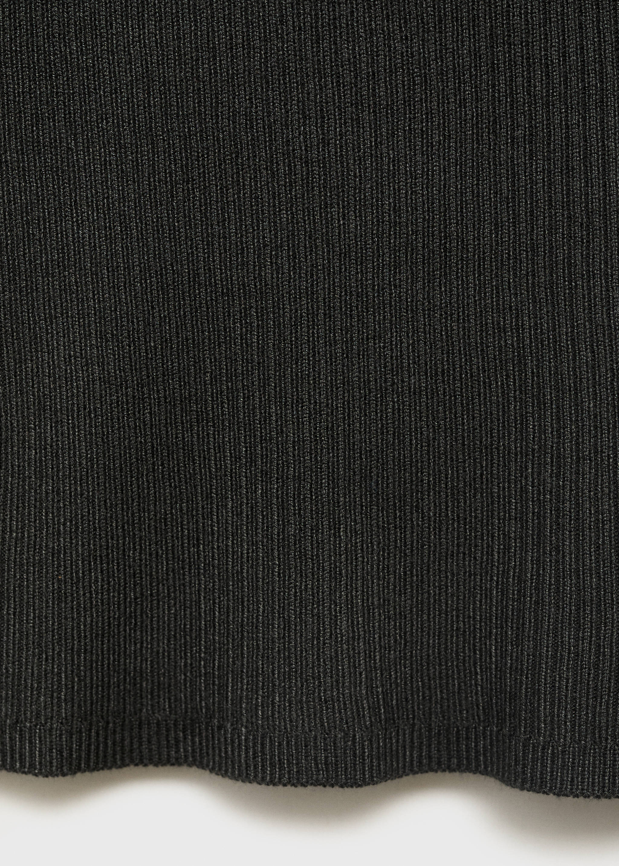 Топ из трикотажа с волнистым дизайном - Деталь изделия 8