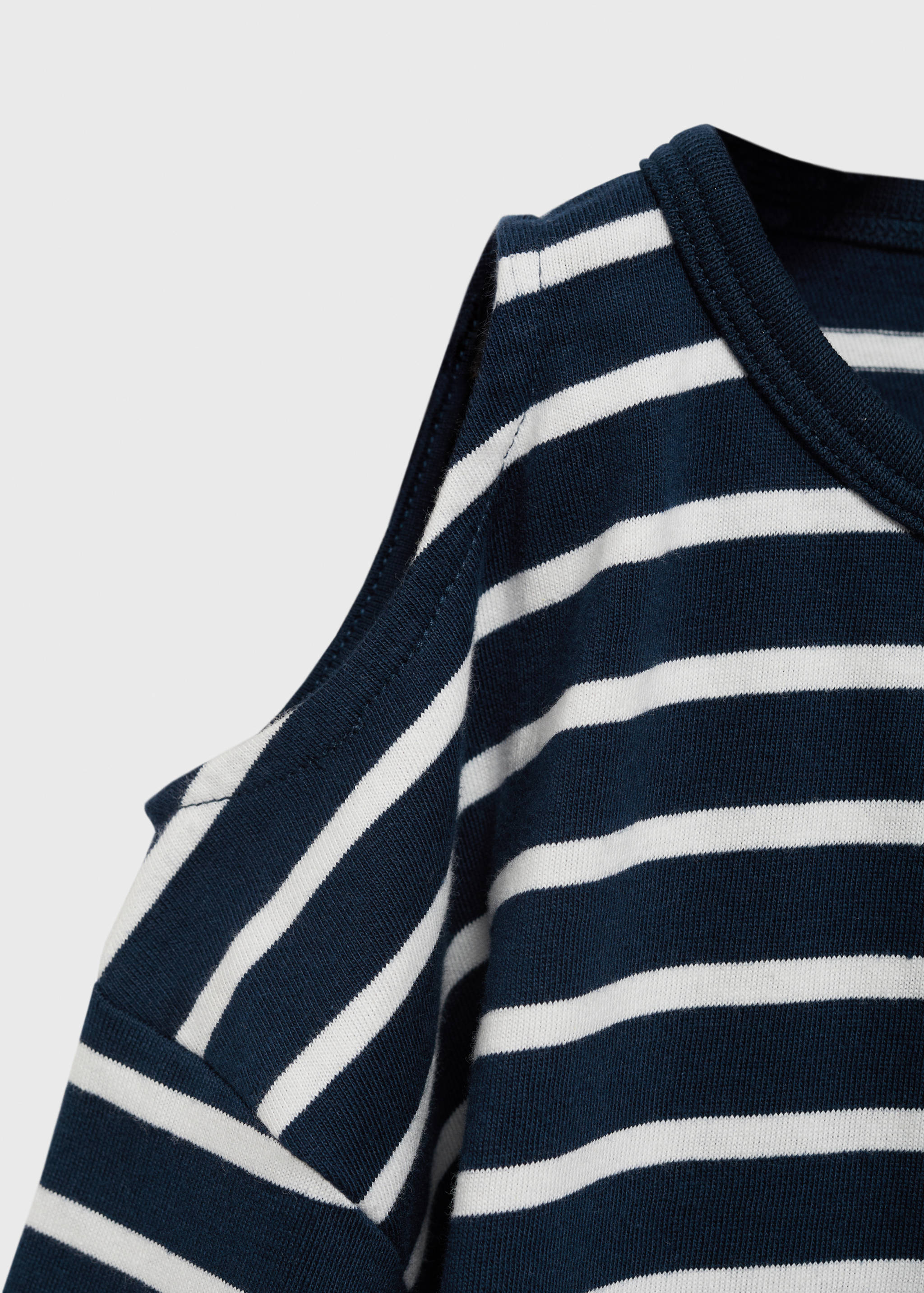 Striped t-shirt with cut-out - Details of the article 0