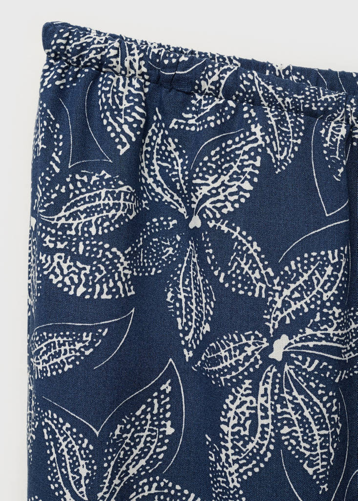 Flower print trousers — Navy