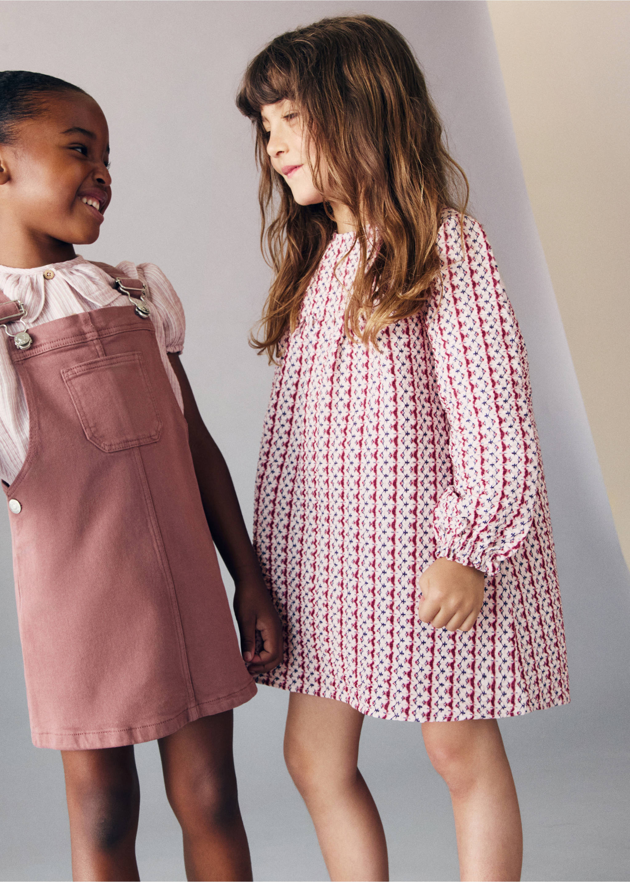 Printed short dress - Details of the article 3, Cherry. Ref: 17093300-00.