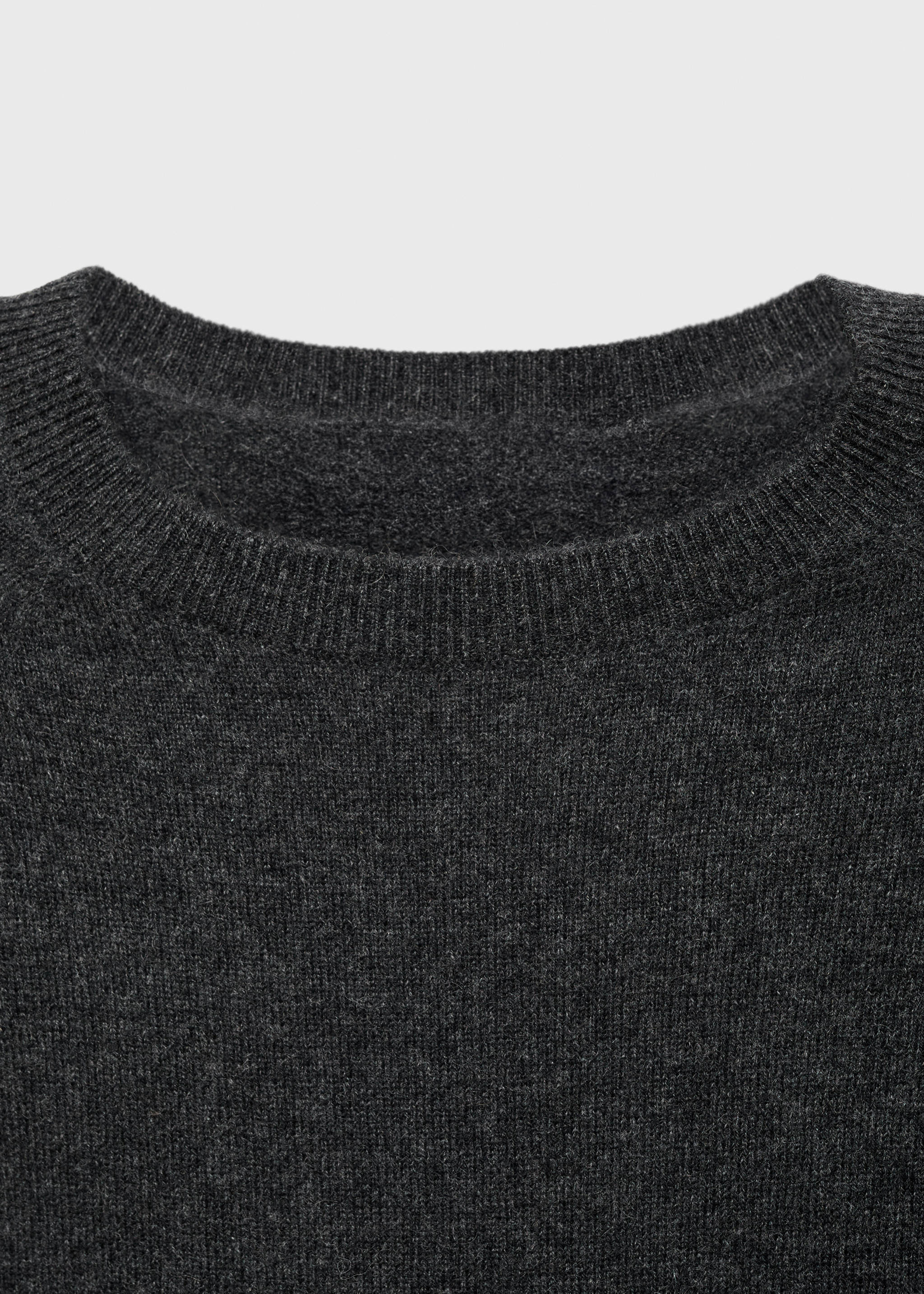 100% cashmere sweater - Details of the article 8