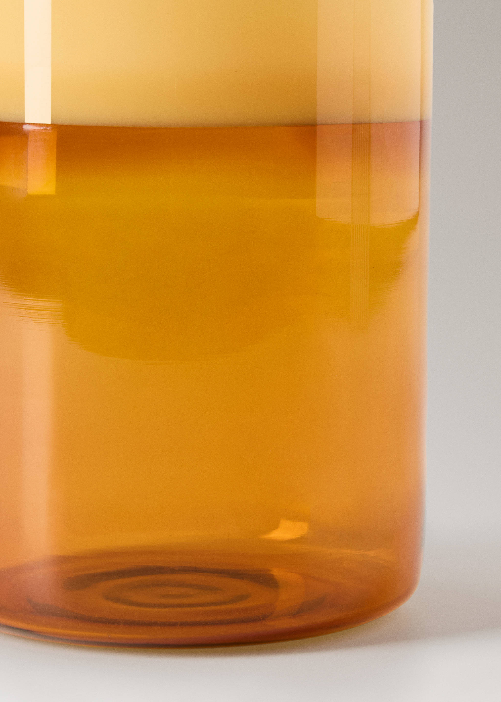 Borosilicate coloured glass vase - Details of the article 3