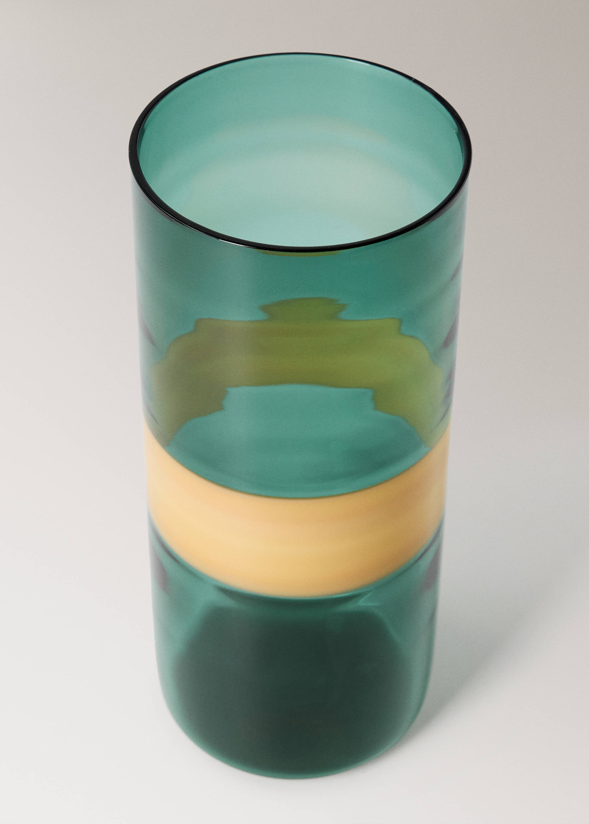 Borosilicate coloured glass vase - Details of the article 2