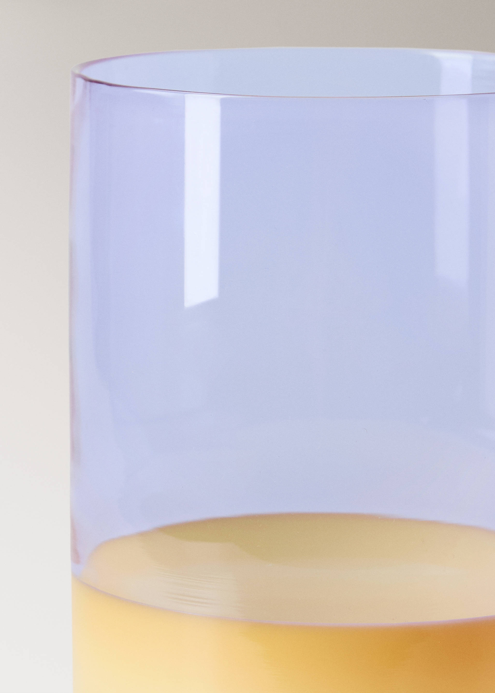 Borosilicate coloured glass vase - Details of the article 1