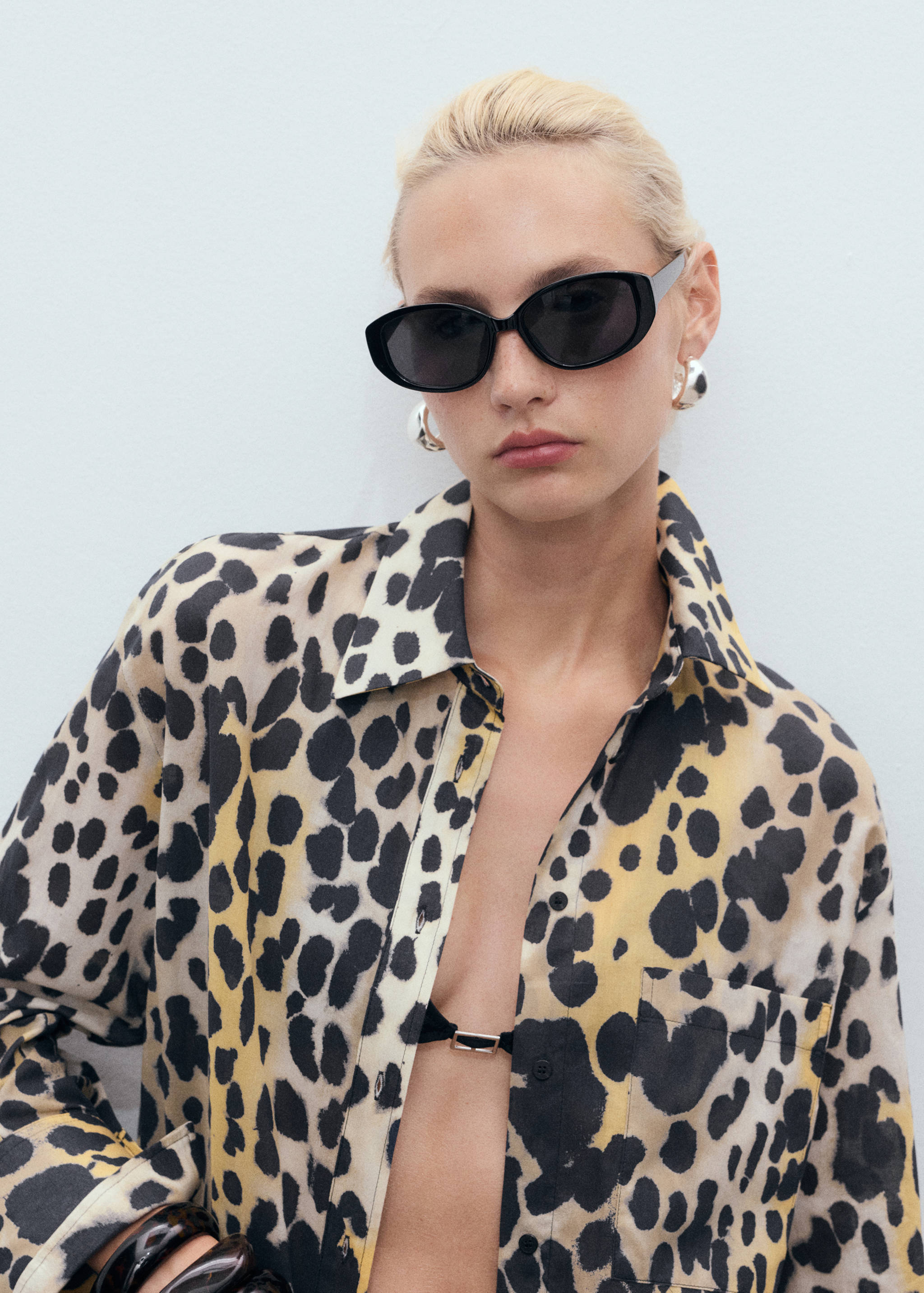 Camisa leopardo bolsillo - Detalle del artículo 1