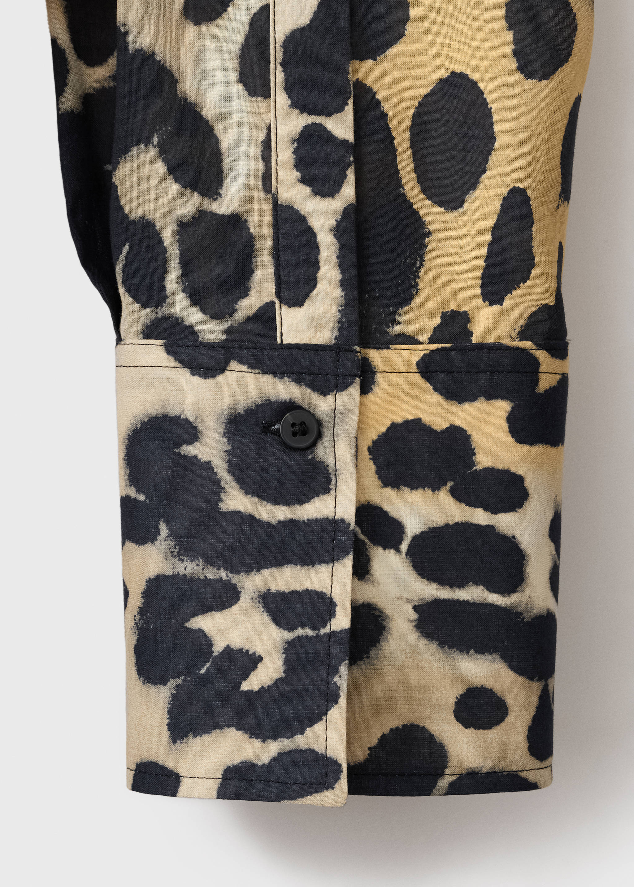 Leopard-print shirt with pocket - Details of the article 0