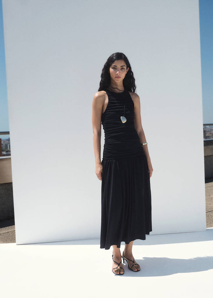 Gathered midi-dress — Black
