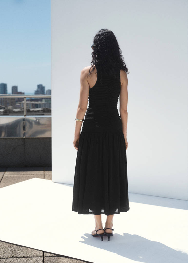 Gathered midi-dress — Black