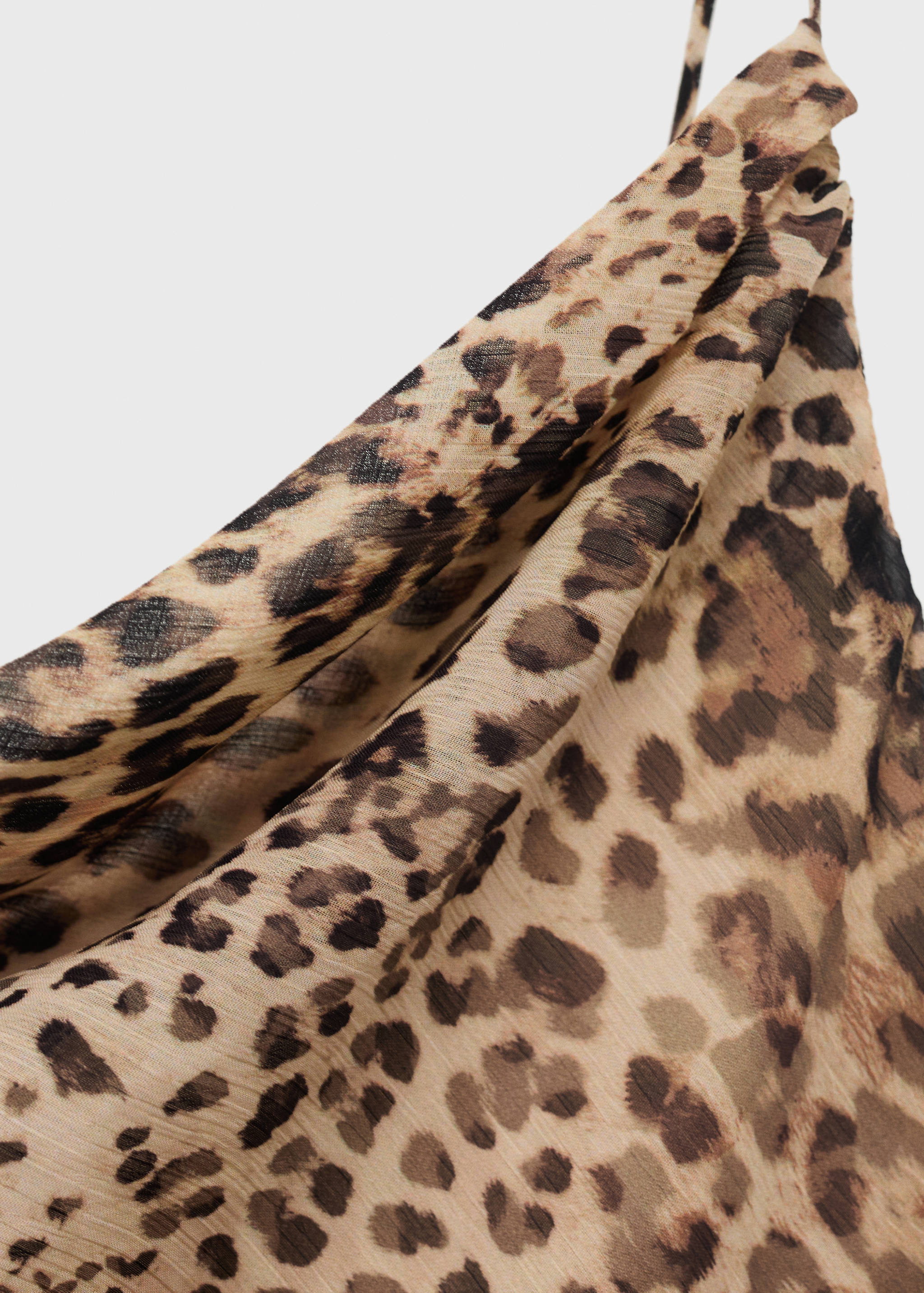 Leopard-print ruffle dress with opening - Details of the article 8