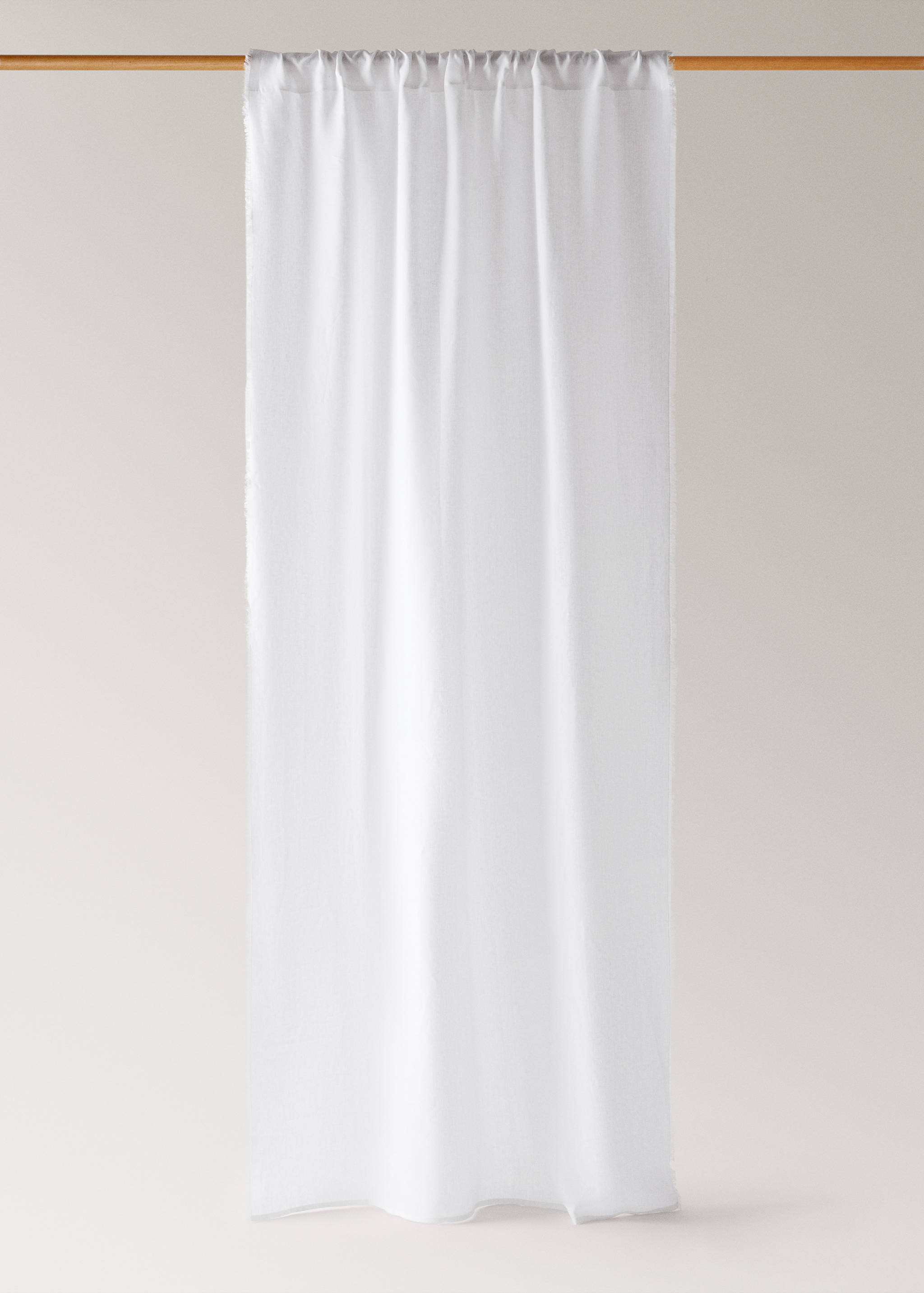 Linen curtain with frayed border, medium opacity - Article without model