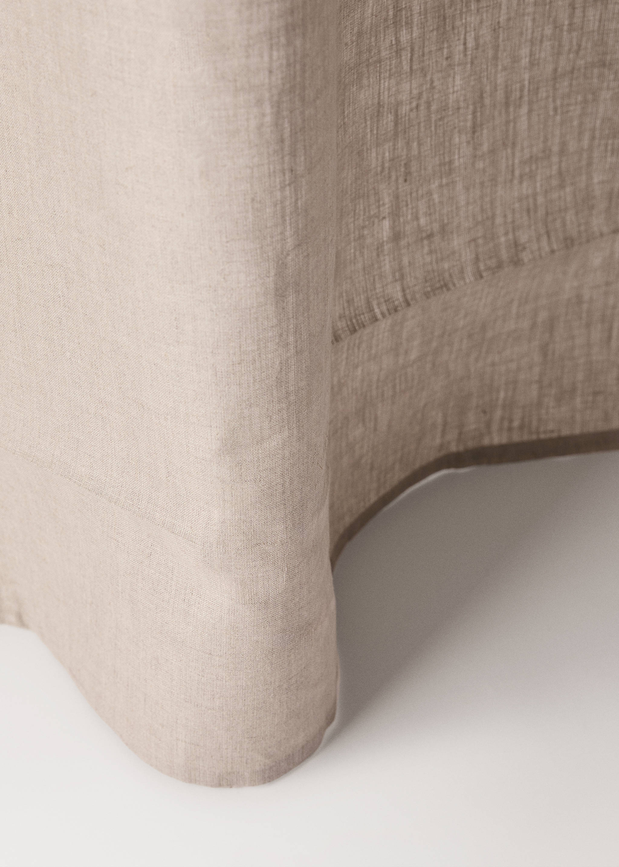 Linen curtain with frayed border, medium opacity - Details of the article 2