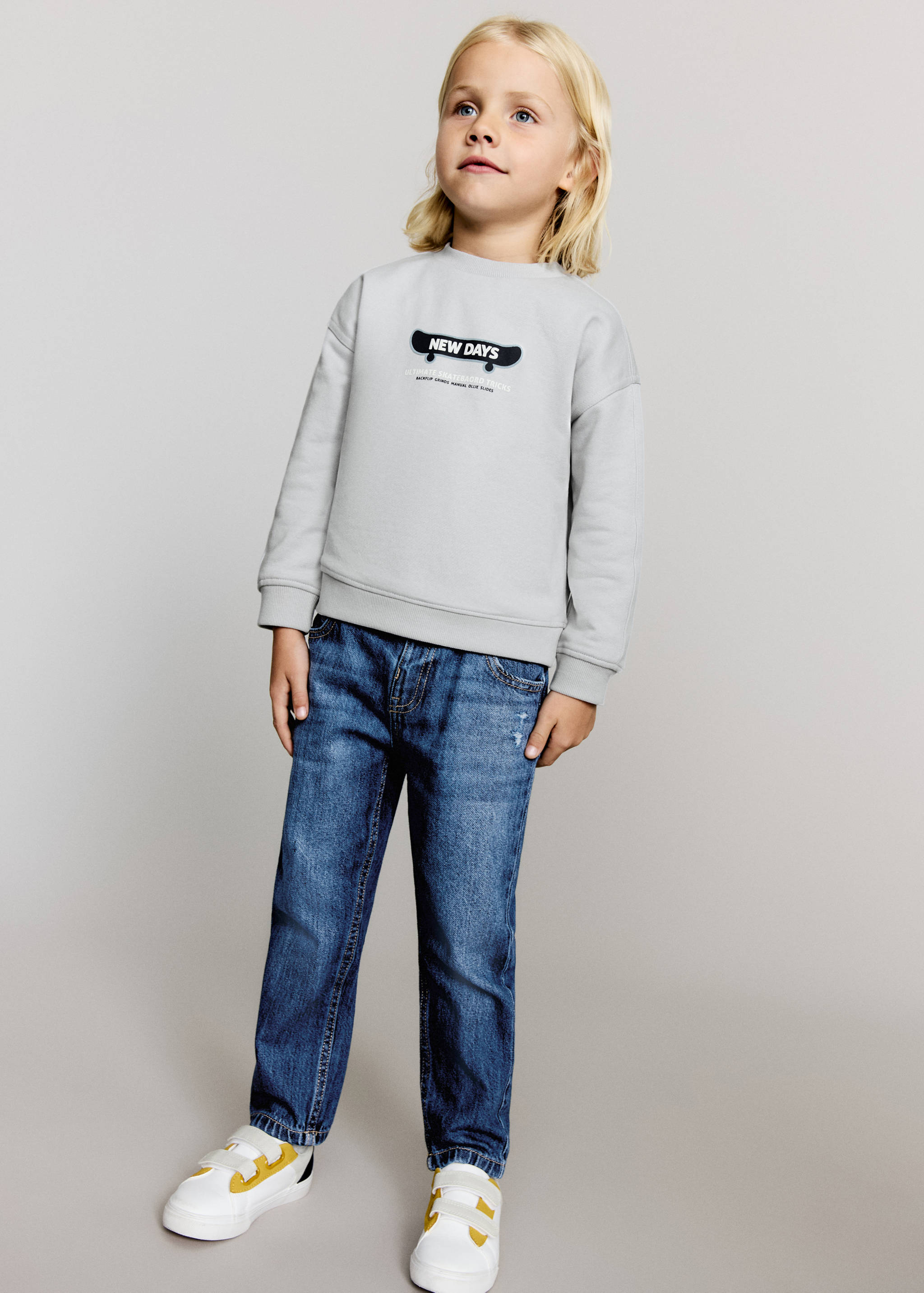 Straight cotton jeans - General plane