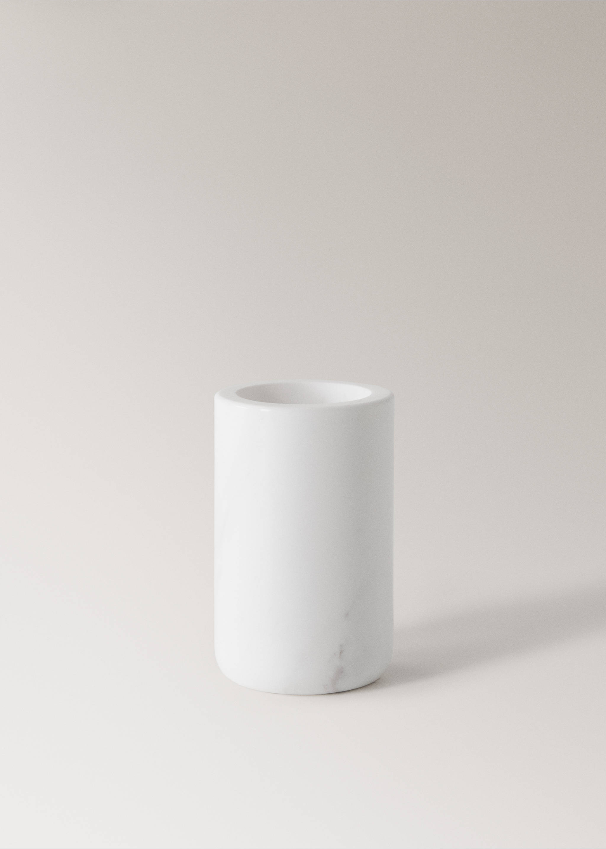 Plain marble bathroom tumbler - Article without model, White. Ref: 17093803-00.