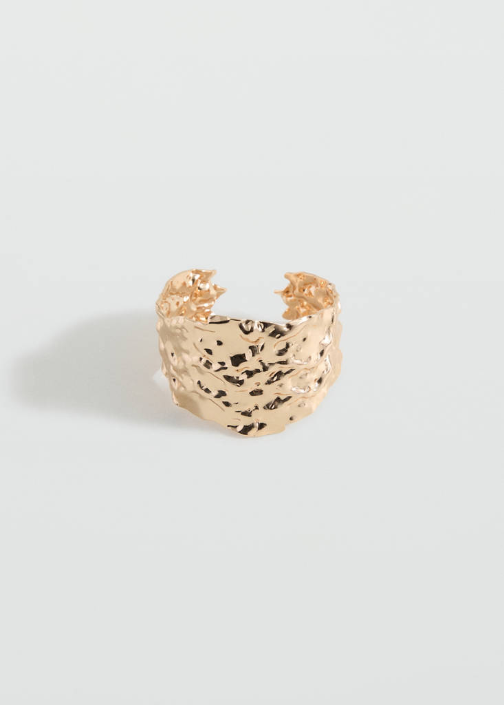 Rigid textured bracelet — Gold