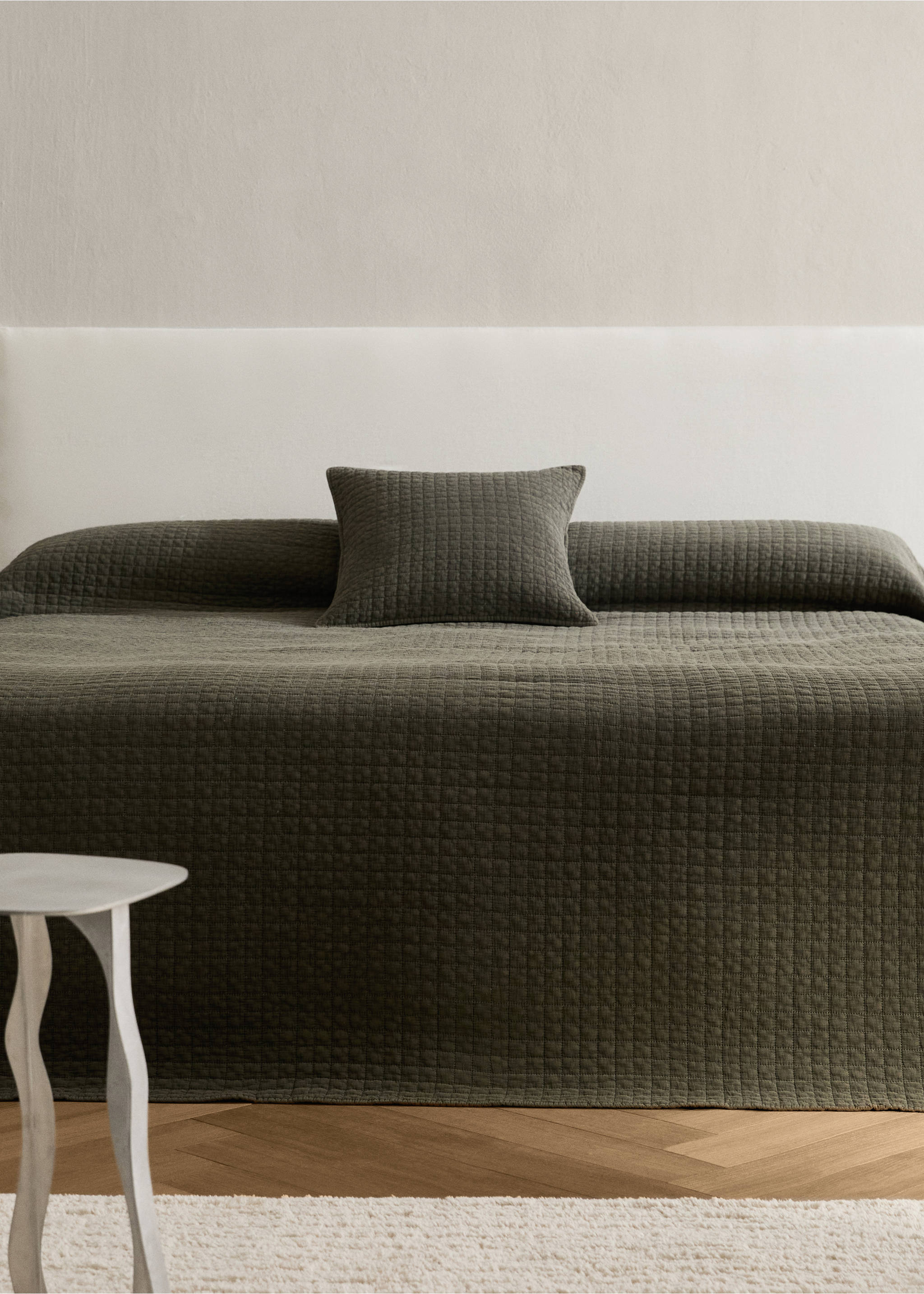 Cotton garment-dyed check bedspread for 180/200 cm bed - General plane, Olive Green. Ref: 17093807-00.