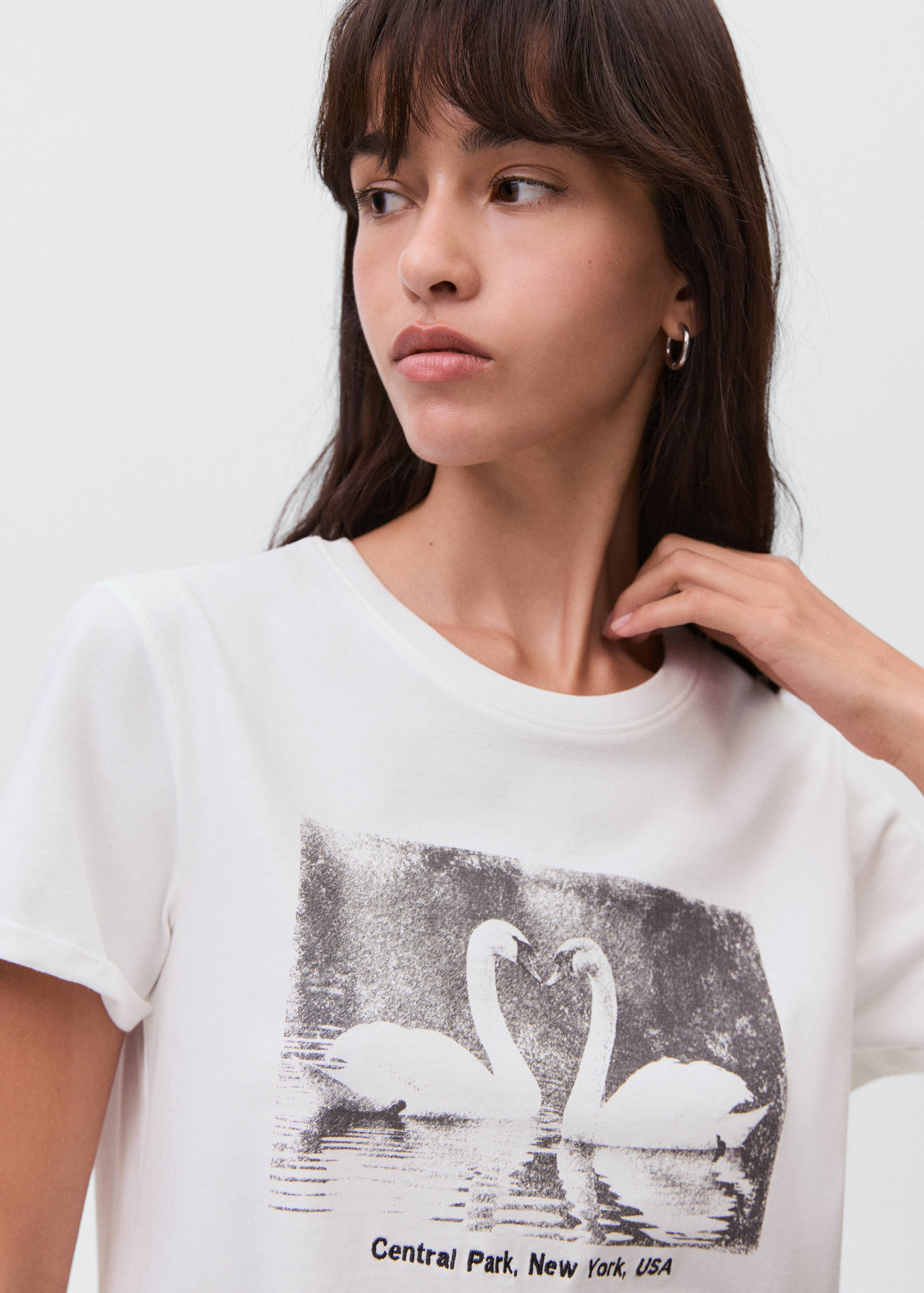 Cotton t-shirt with swan pattern - Details of the article 1