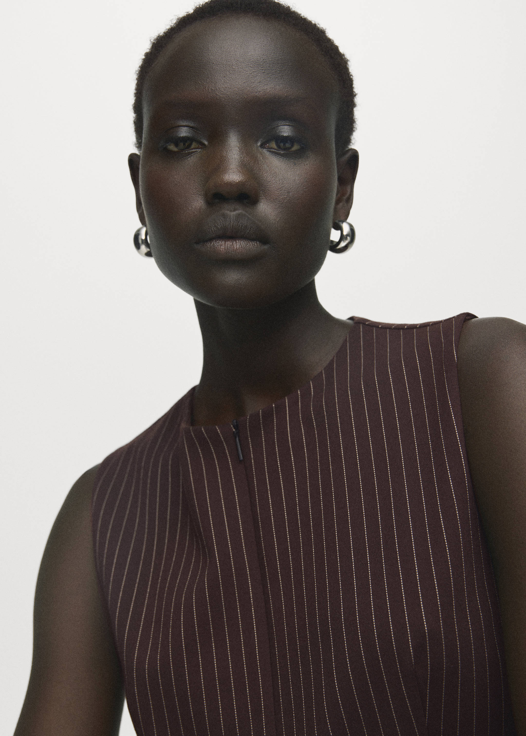 Top justo com fecho de correr - Pormenor do artigo 1