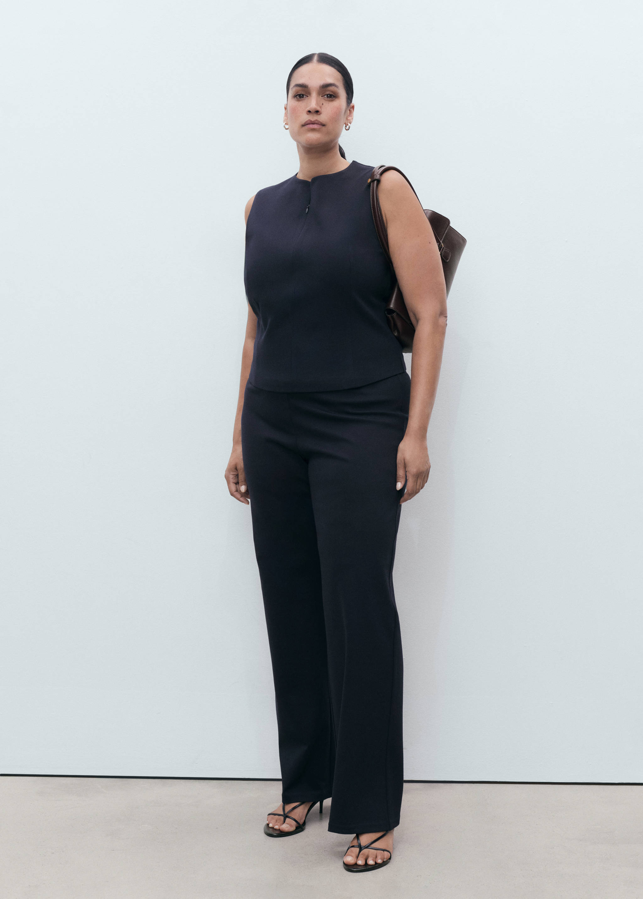 Top justo com fecho de correr - Pormenor do artigo 3