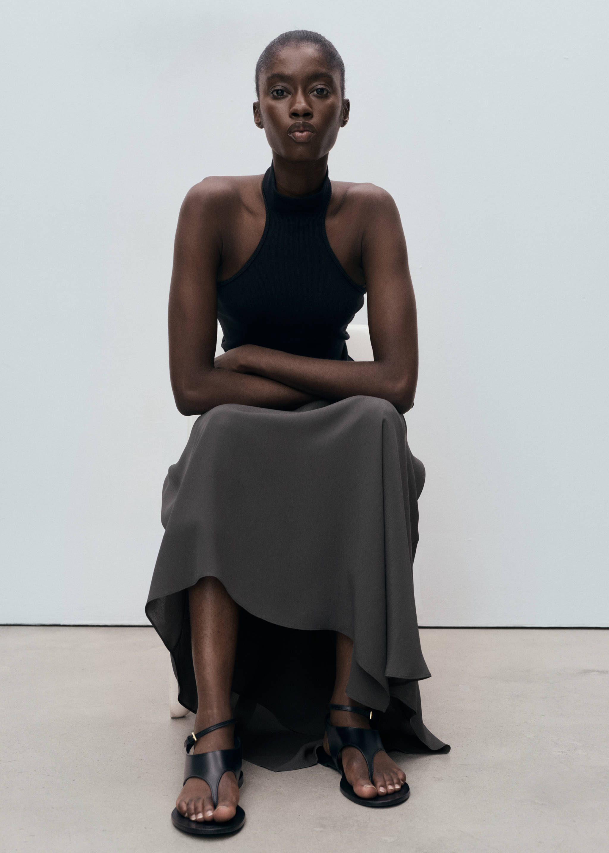 Asymmetrical maxi-skirt - Details of the article 1