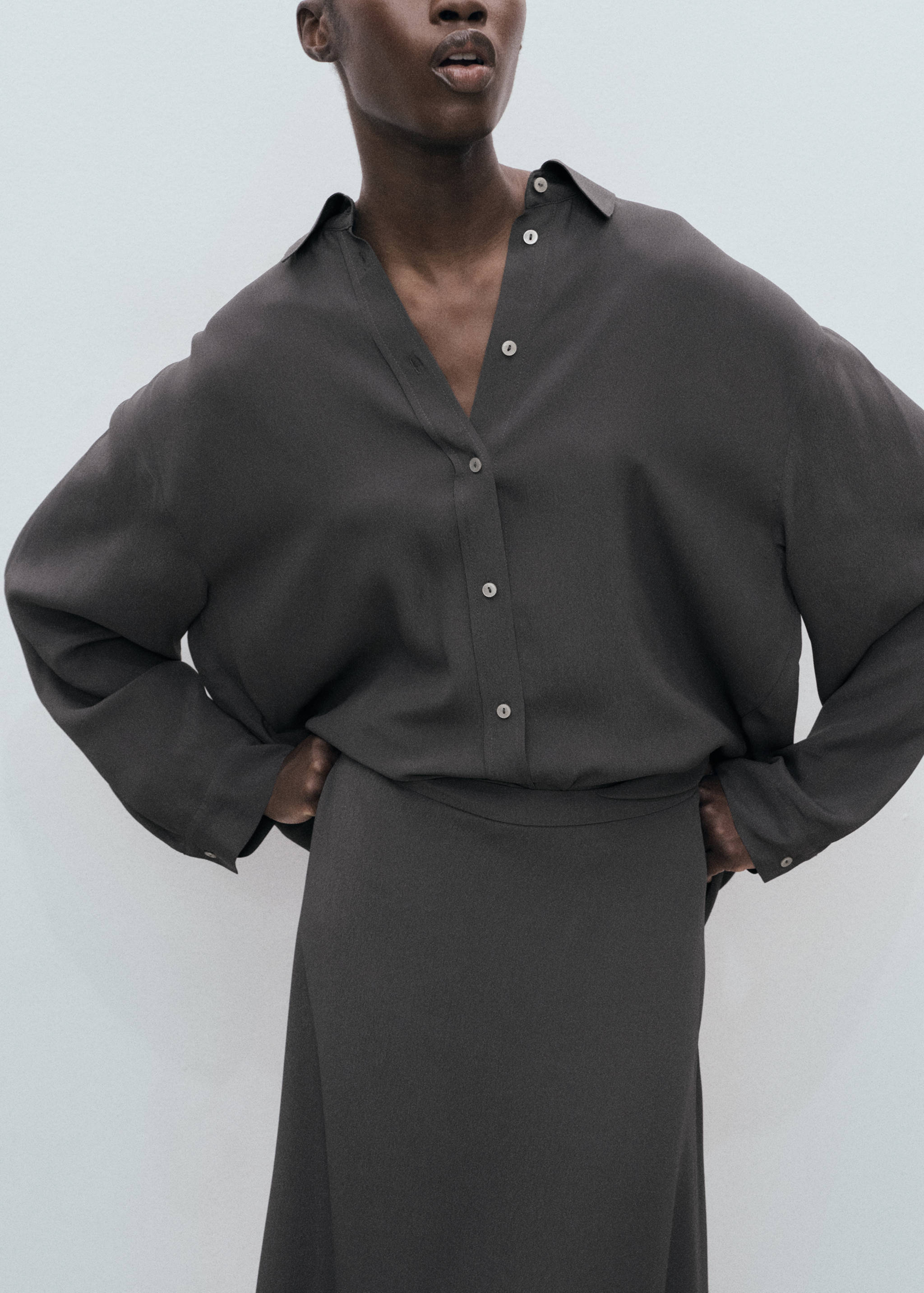 Asymmetrical maxi-skirt - Details of the article 6