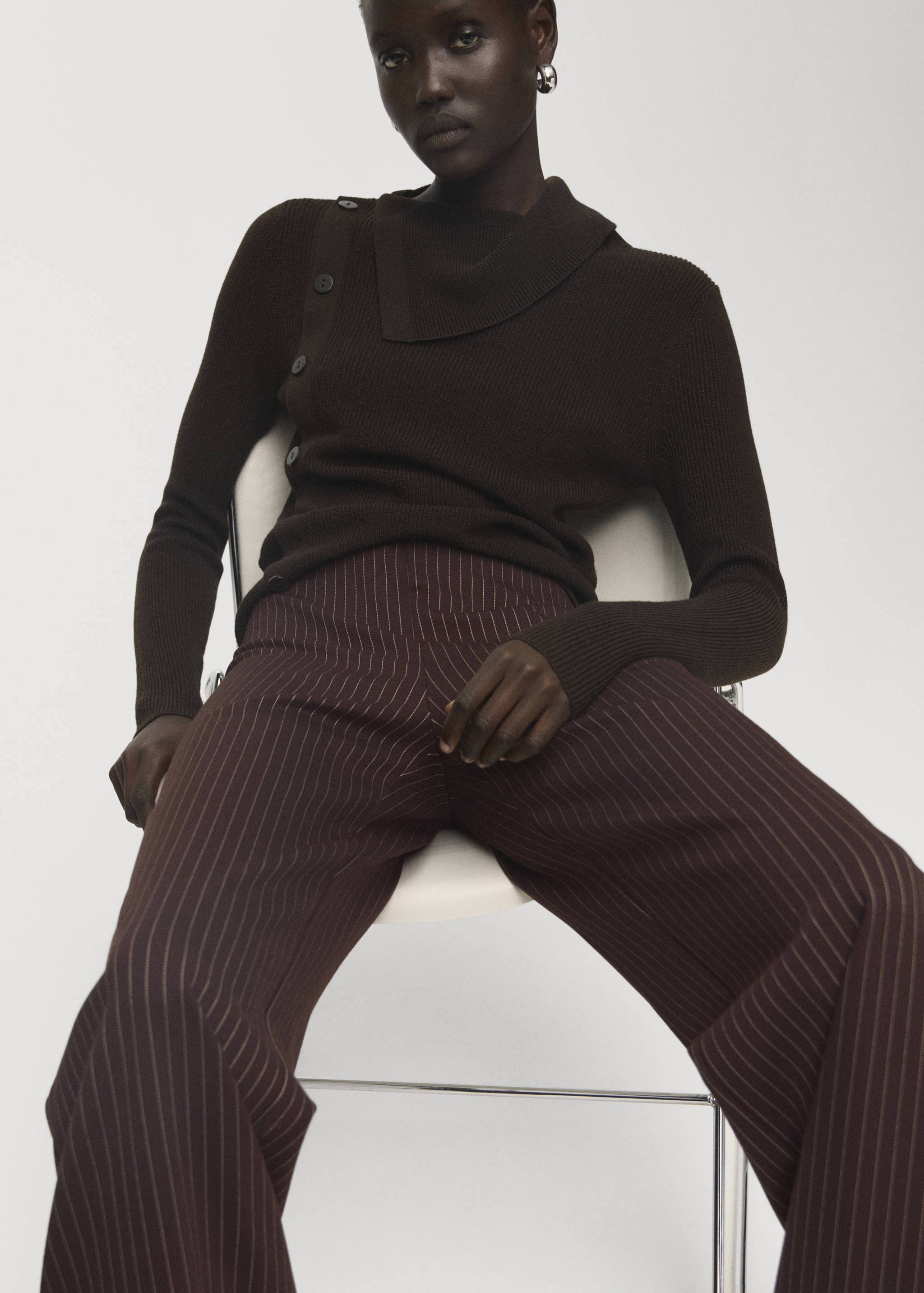 Gerade Hose mit Stretchbund - Detail des Artikels 1