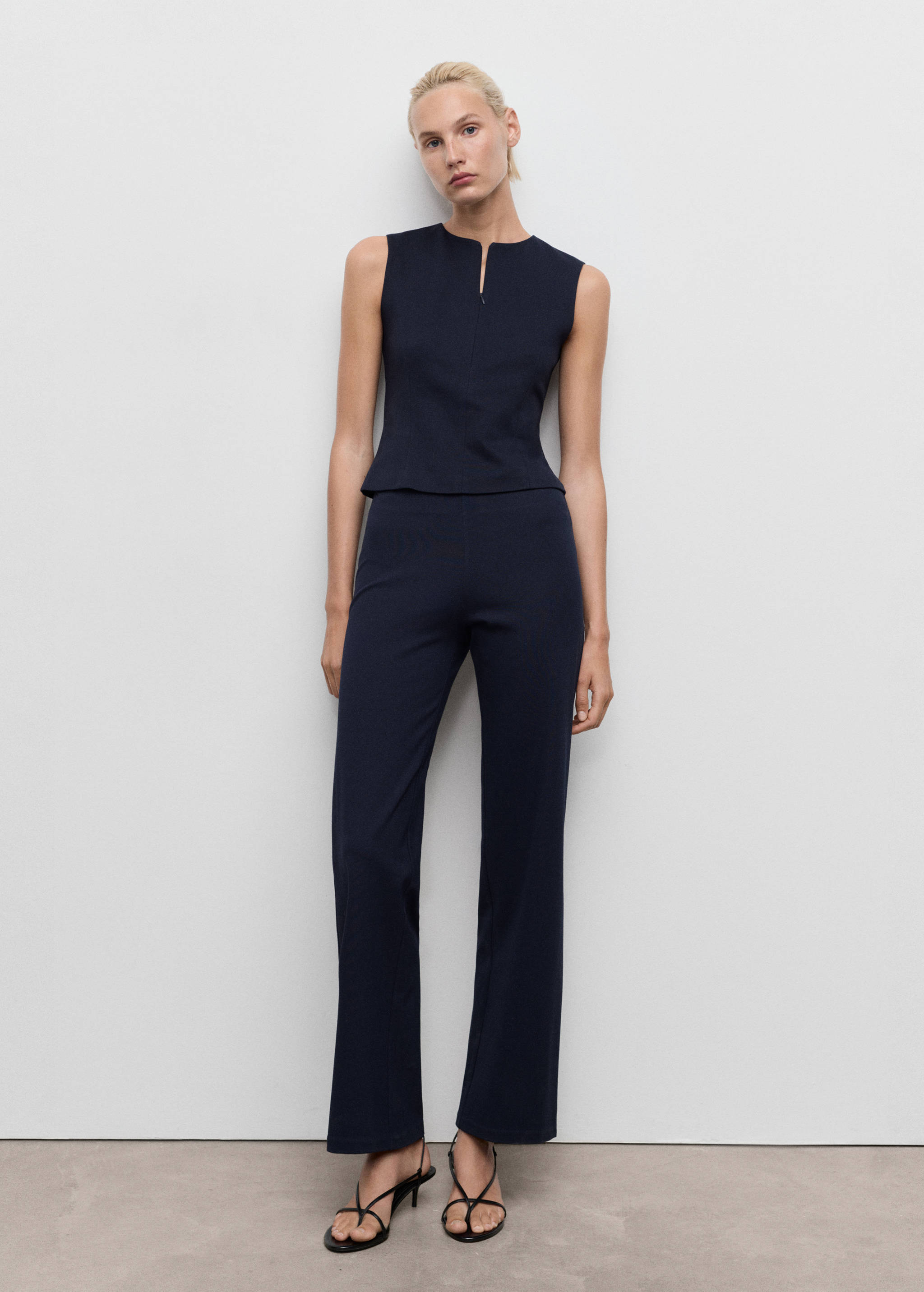 Straight-fit trousers with elastic waist - General plane