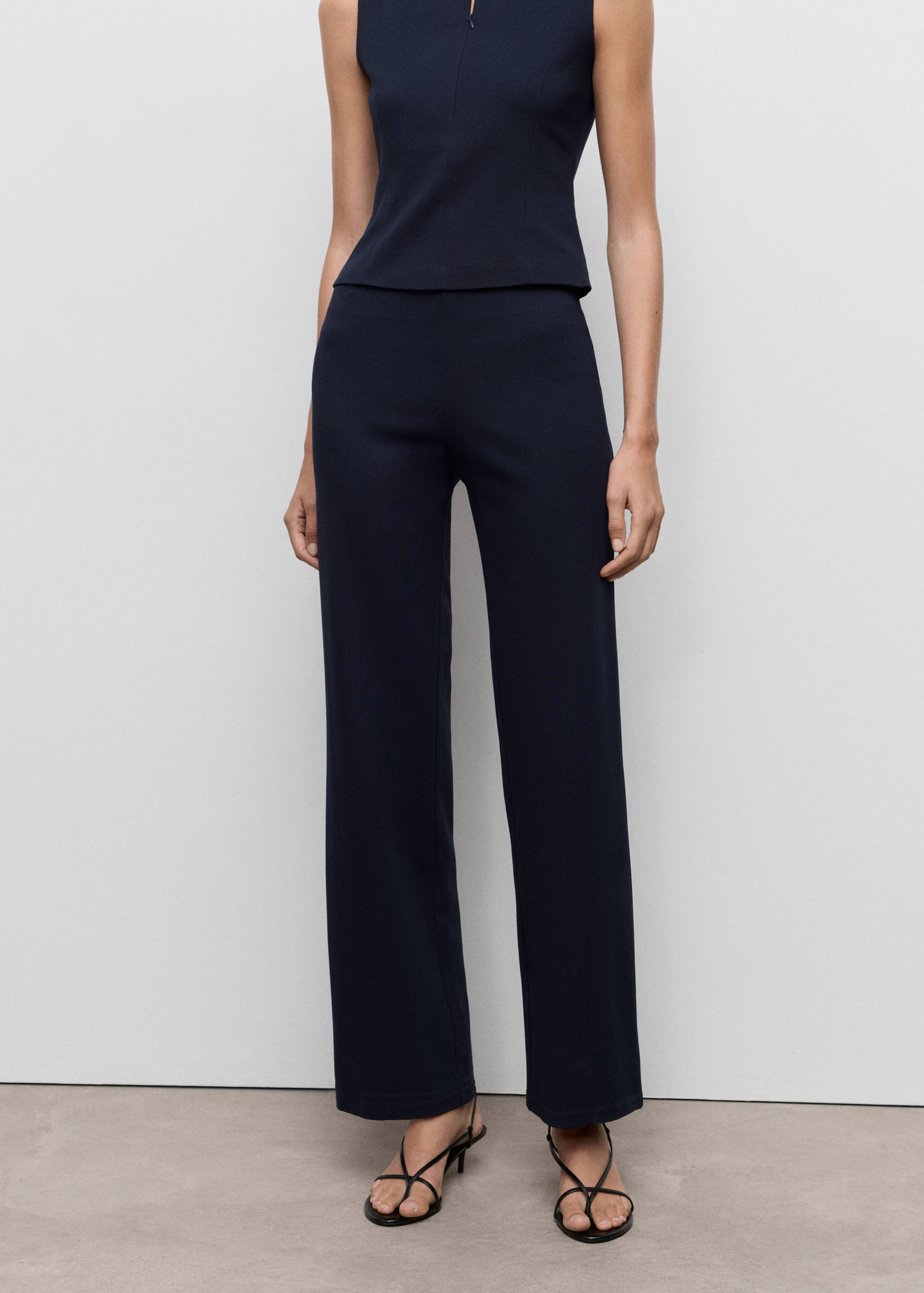 Straight-fit trousers with elastic waist - Medium plane