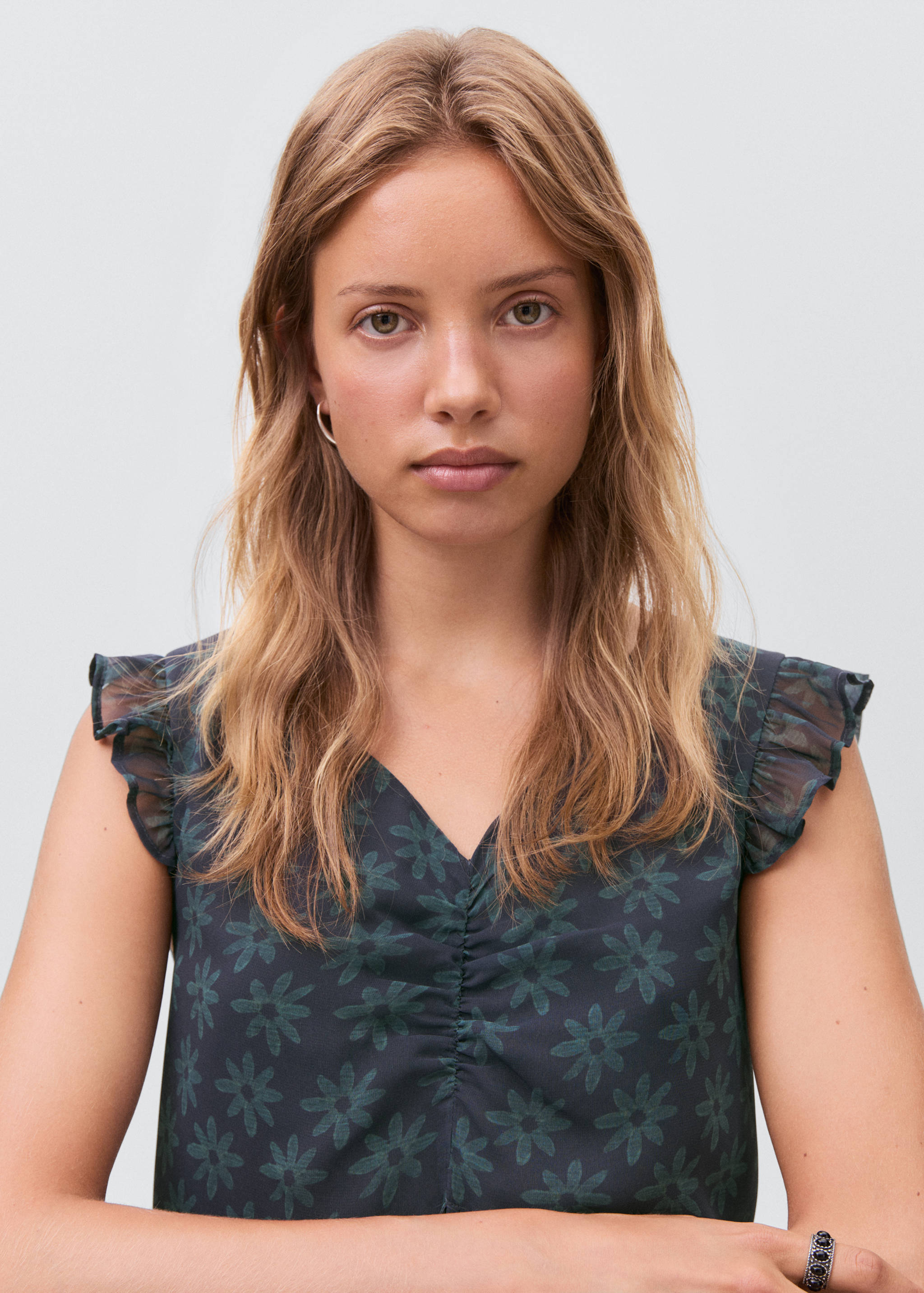 Chemisier à fleurs avec volants - Détail de l'article 1