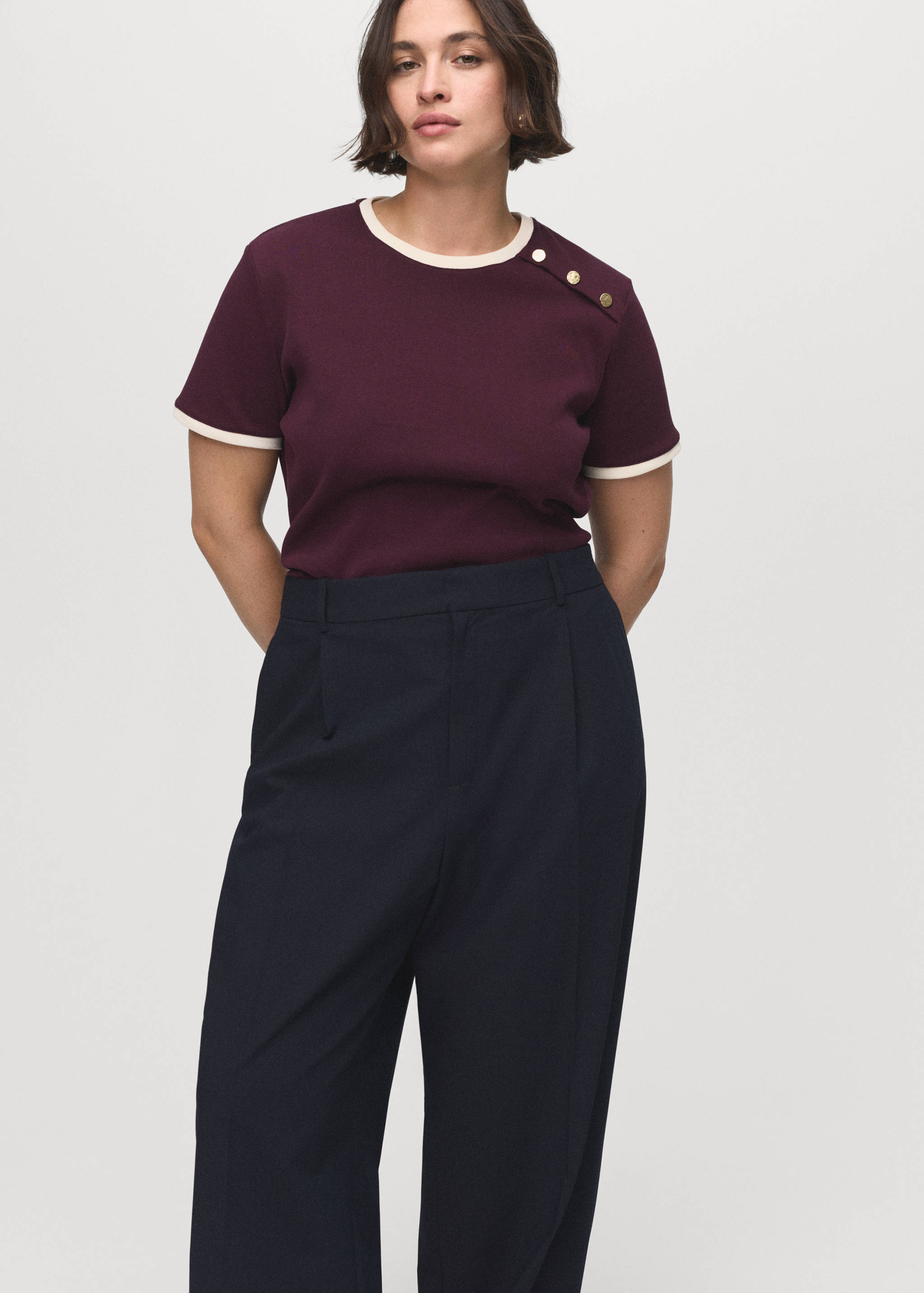 Low-rise wide leg trousers - Details of the article 5