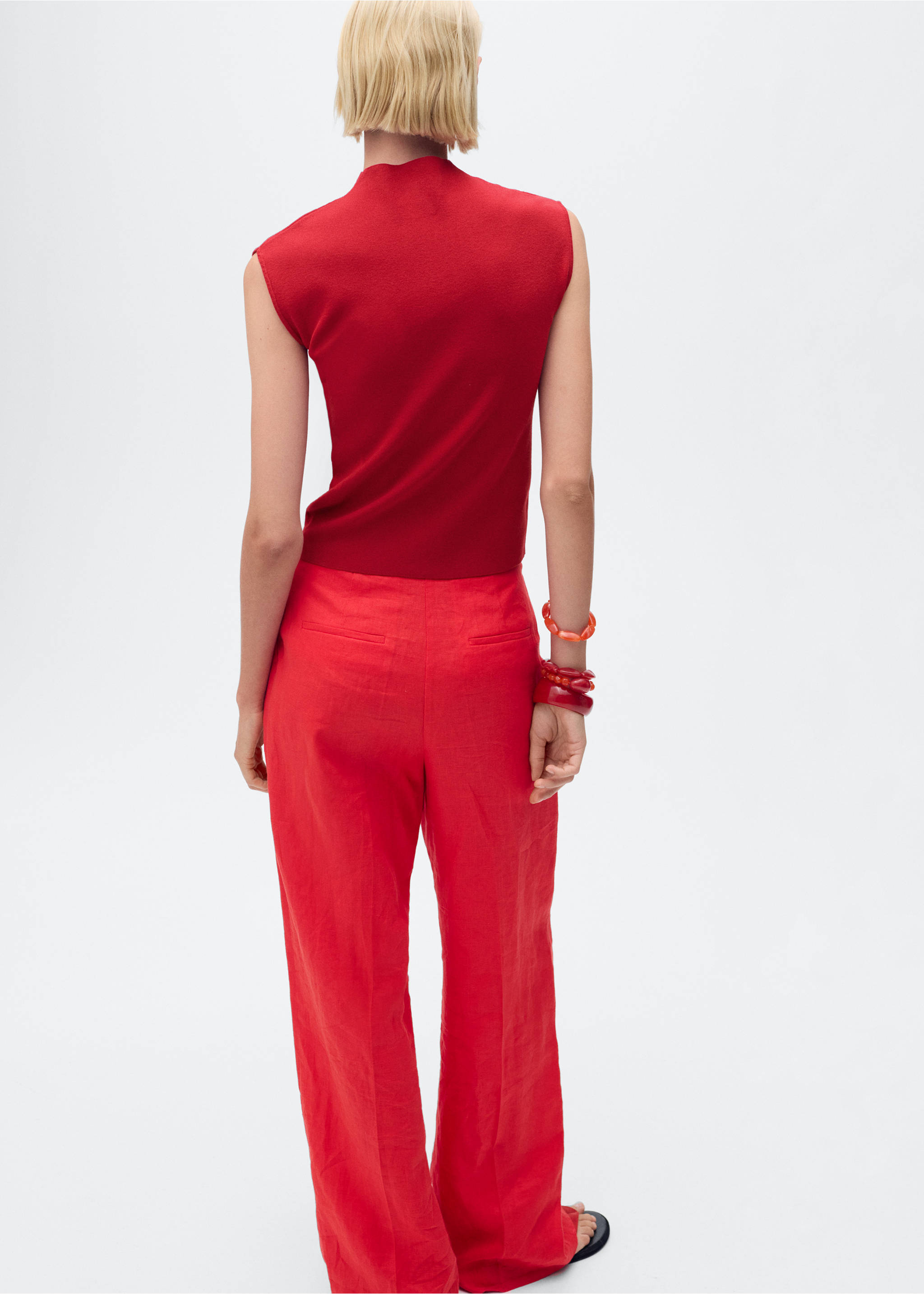 Perkins-neck knitted top - Reverse of the article, Red. Ref: 17094098-00.