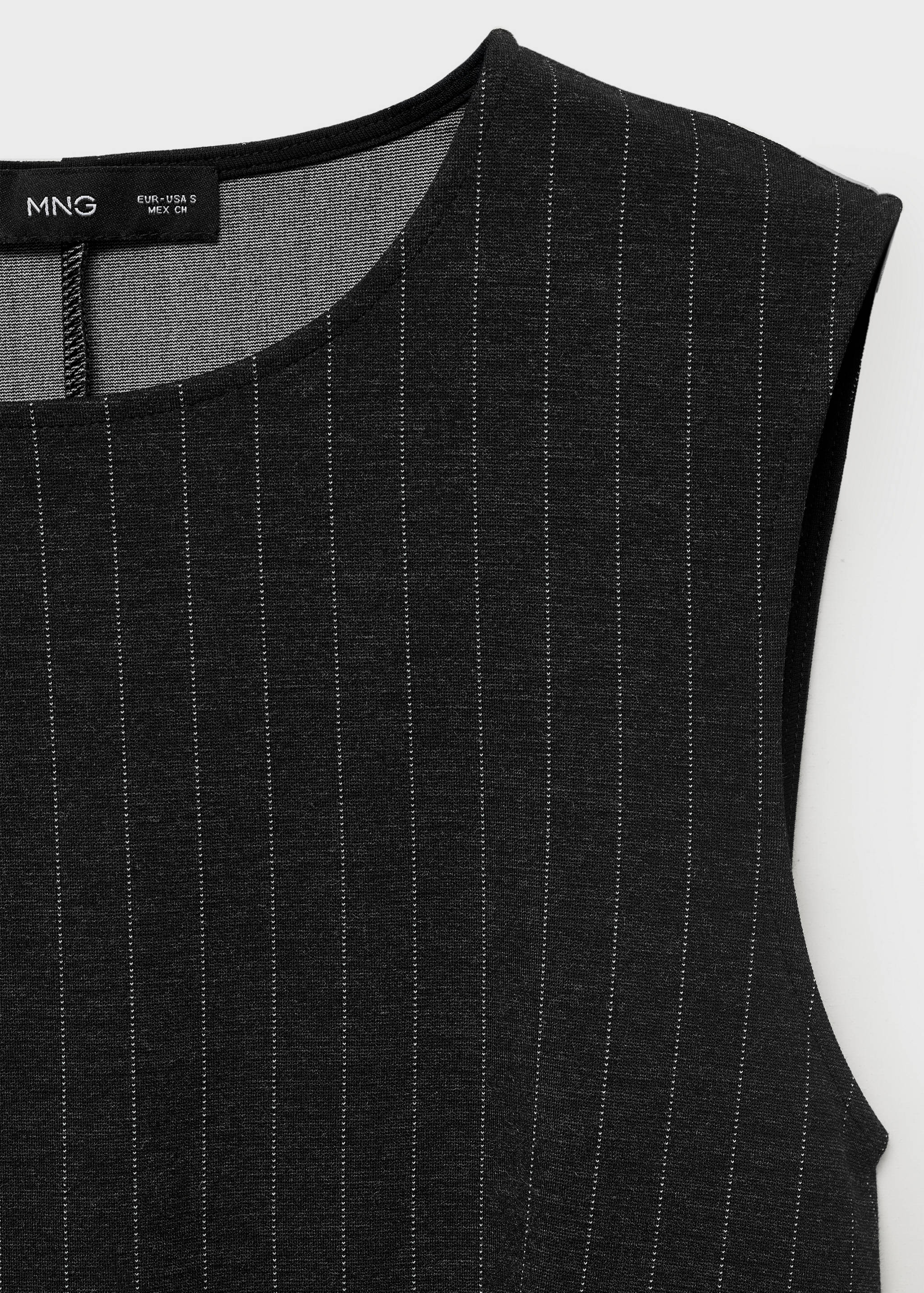 Fitted pleated dress - Details of the article 8