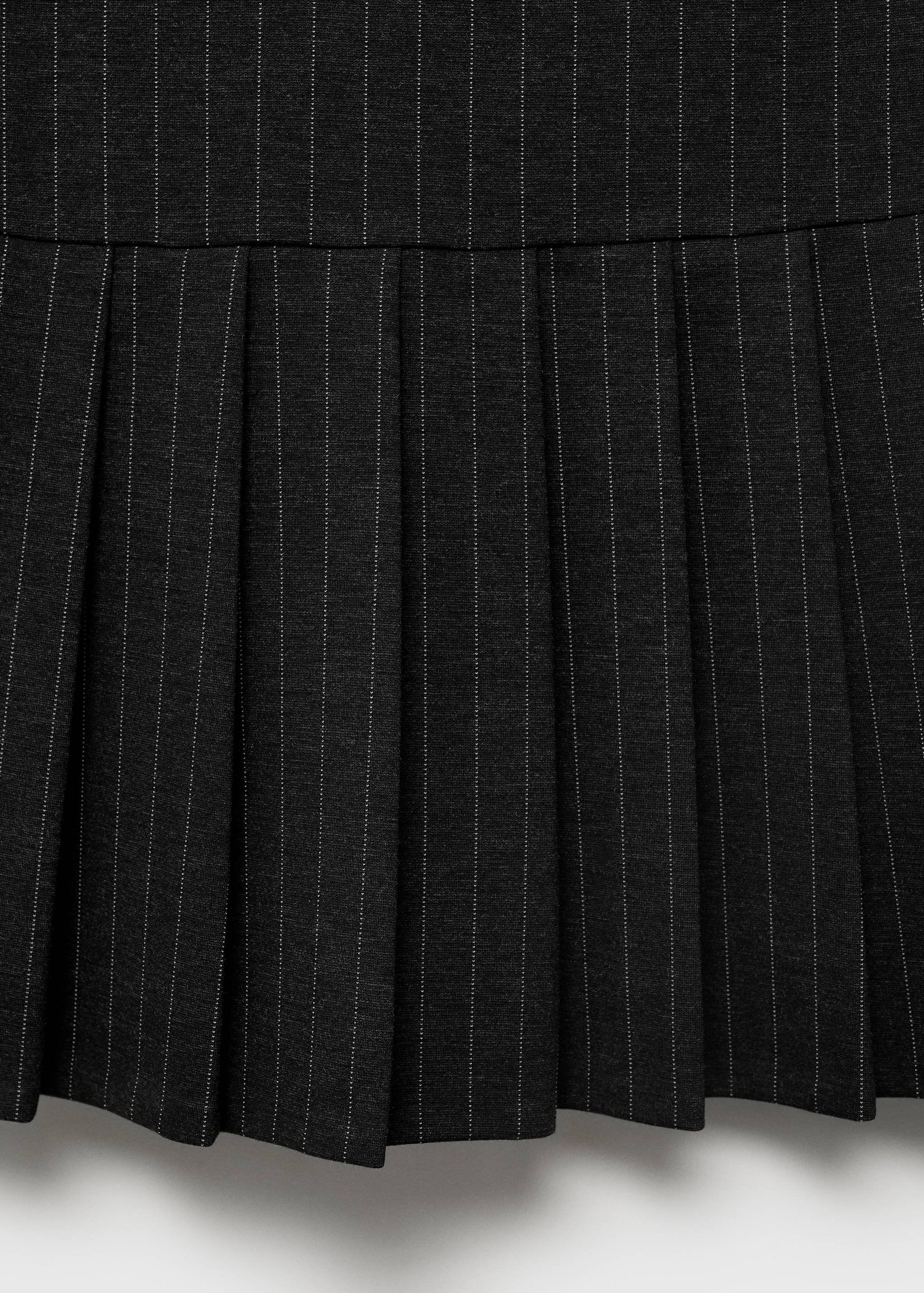 Fitted pleated dress - Details of the article 0