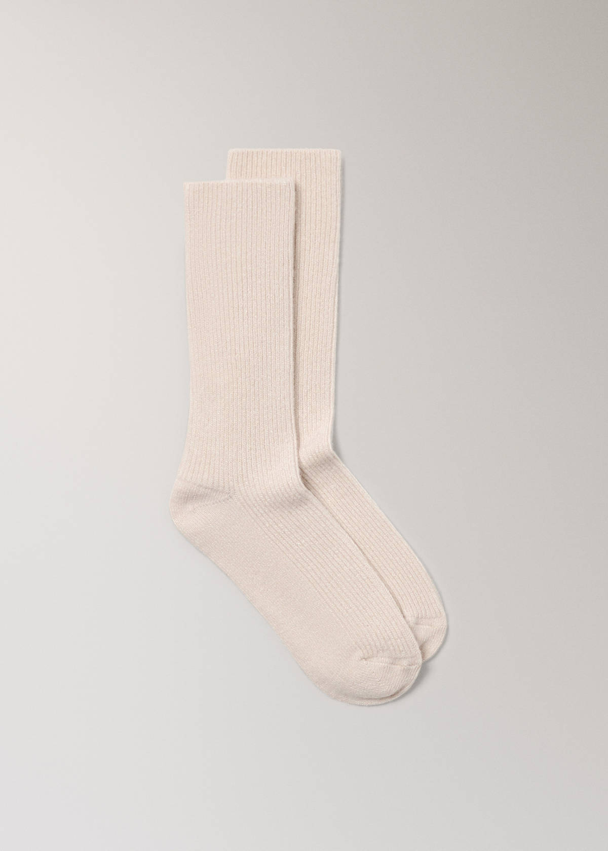 Ribbed socks — Ecru