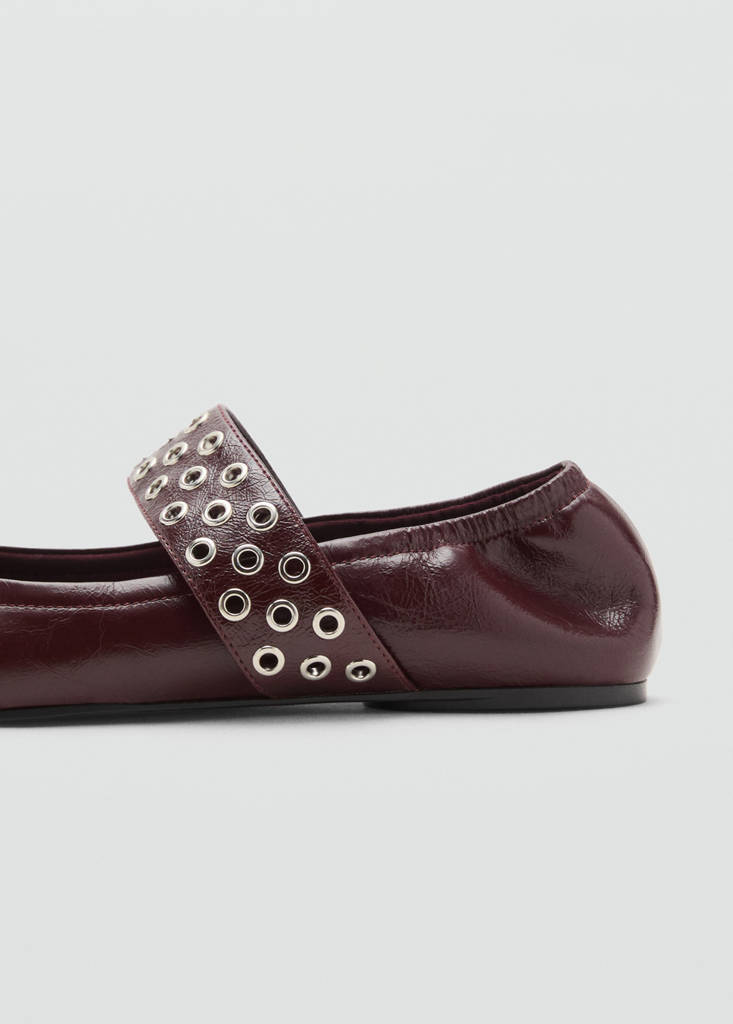 Leather ballet flats with eyelets — Burgundy