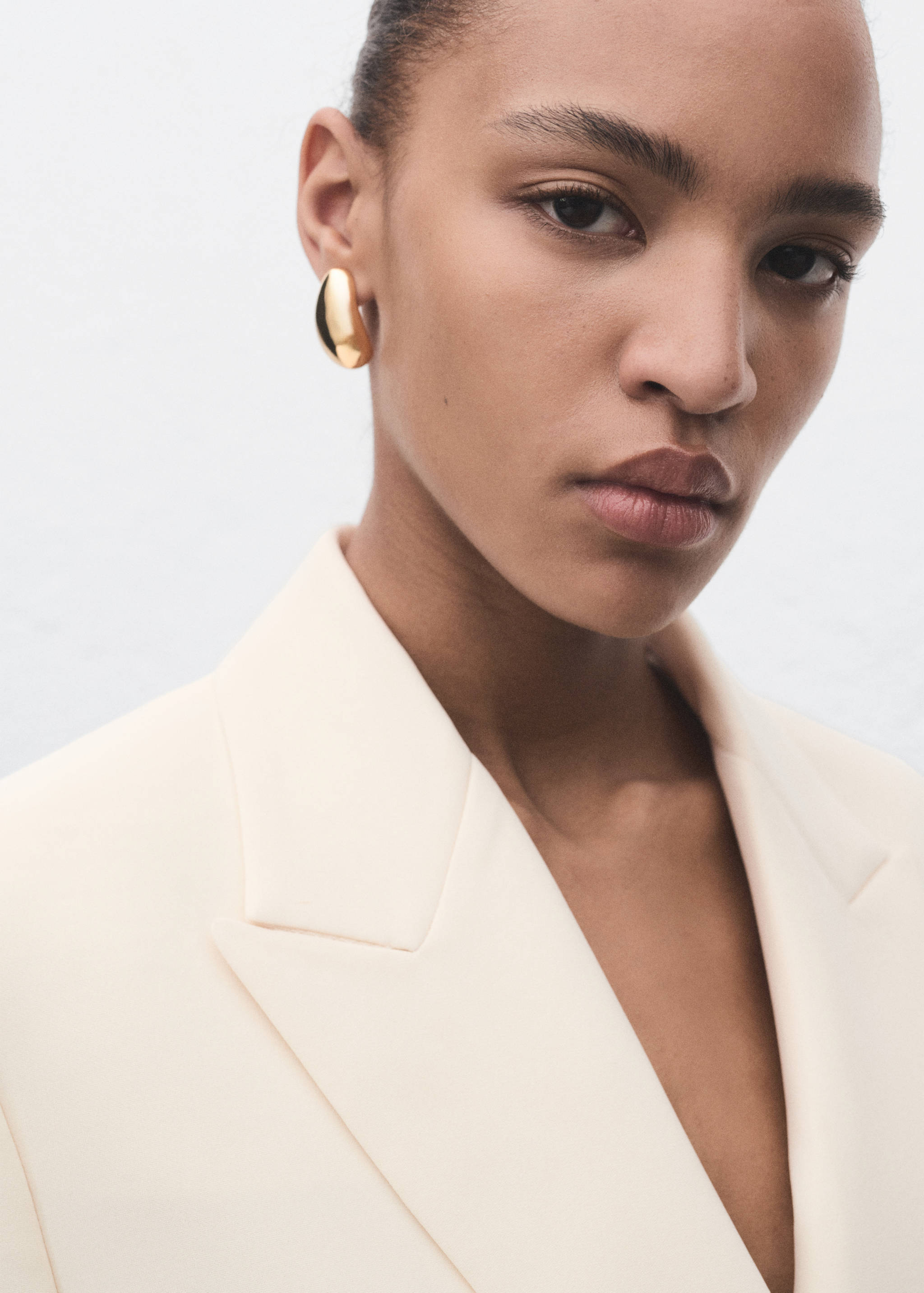 Blazer de fato assertoado - Pormenor do artigo 6